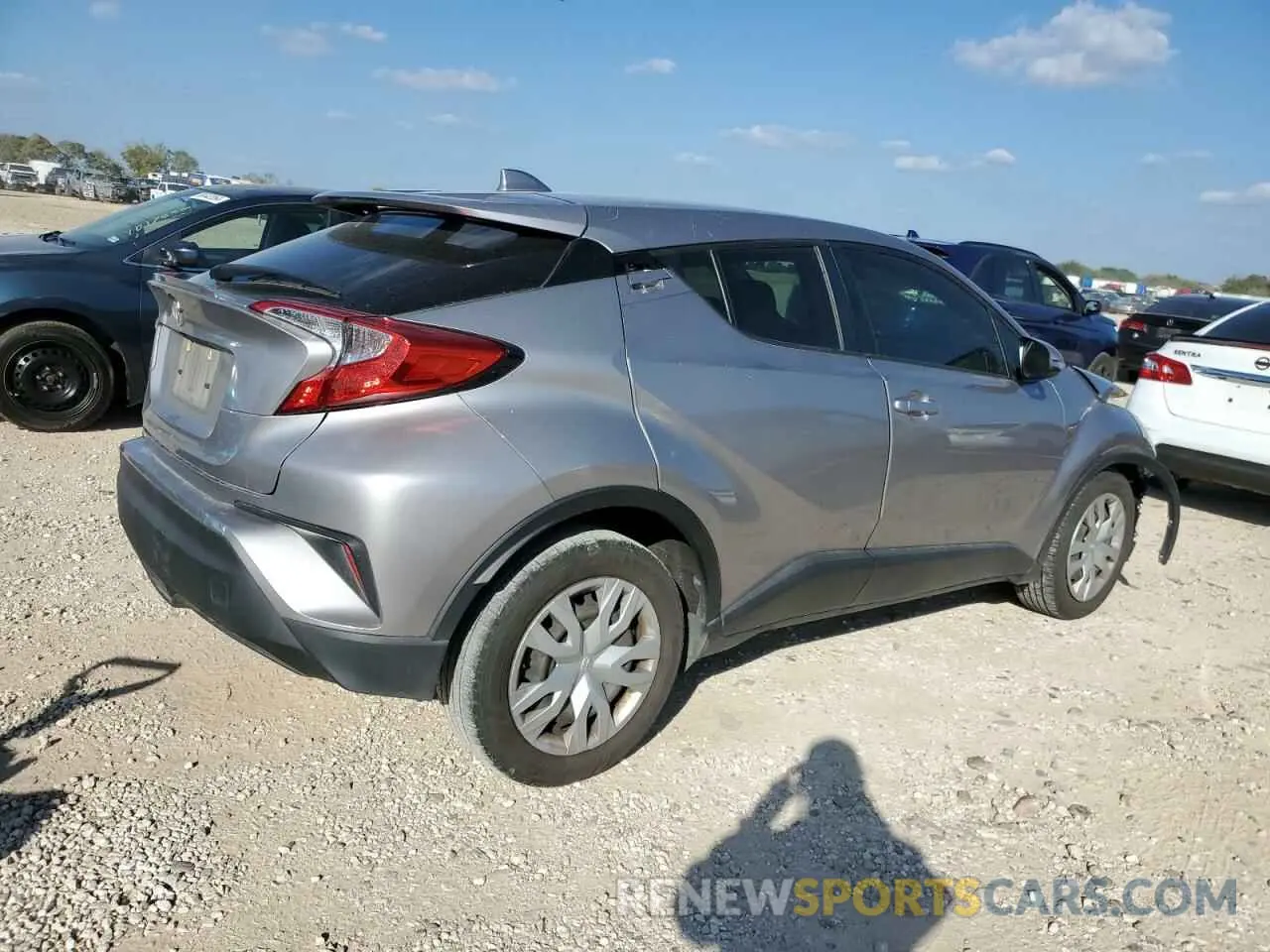 3 Photograph of a damaged car JTNKHMBX5L1073099 TOYOTA C-HR 2020