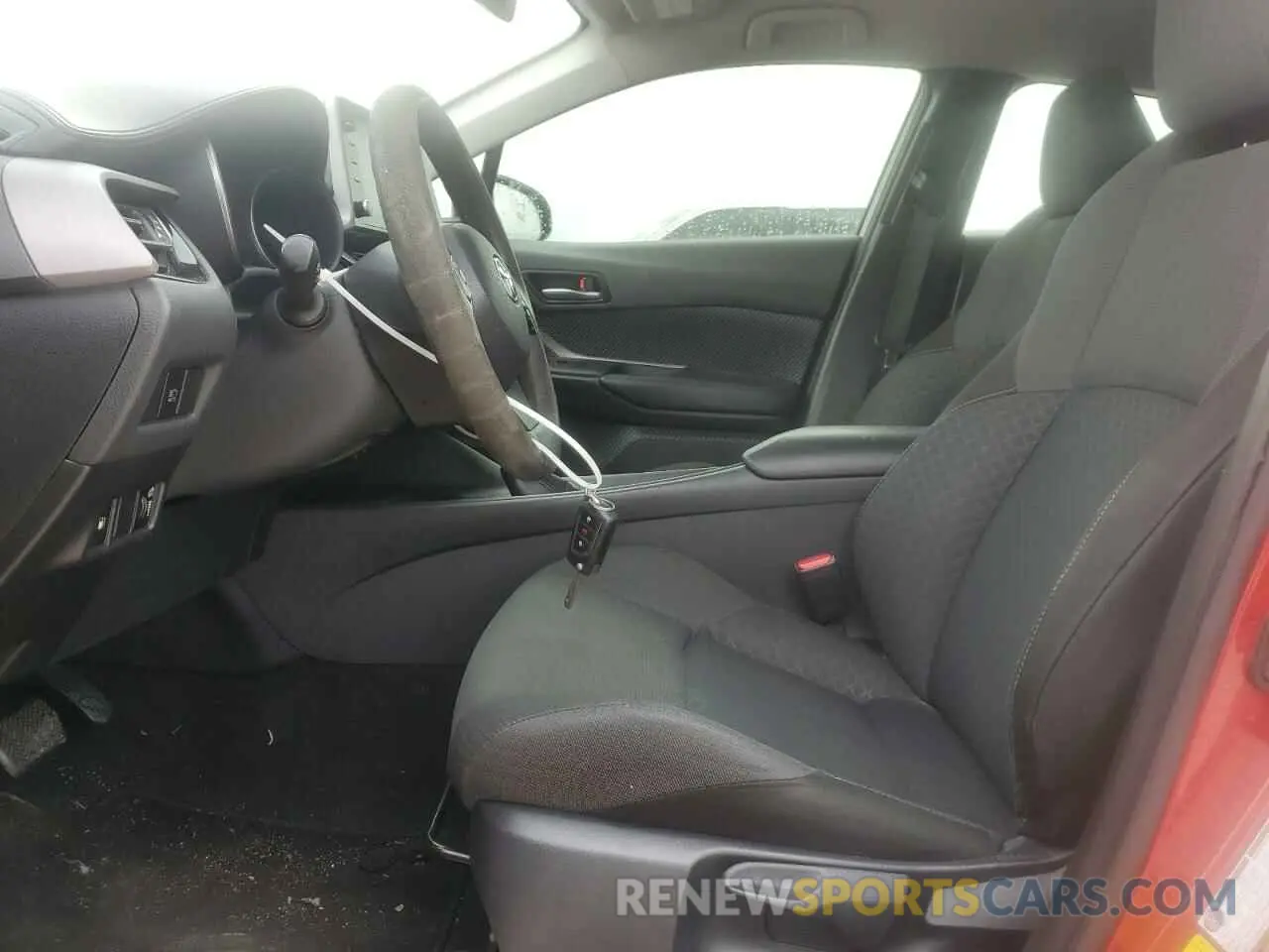 7 Photograph of a damaged car JTNKHMBX5L1074589 TOYOTA C-HR 2020
