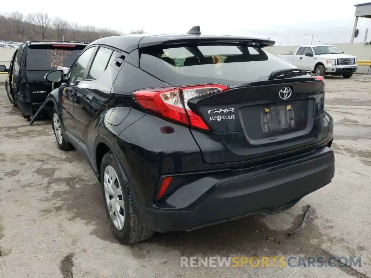 3 Photograph of a damaged car JTNKHMBX5L1076150 TOYOTA C-HR 2020