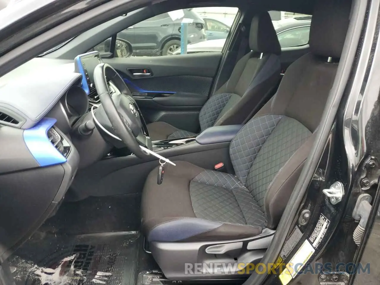 7 Photograph of a damaged car JTNKHMBX5L1077296 TOYOTA C-HR 2020