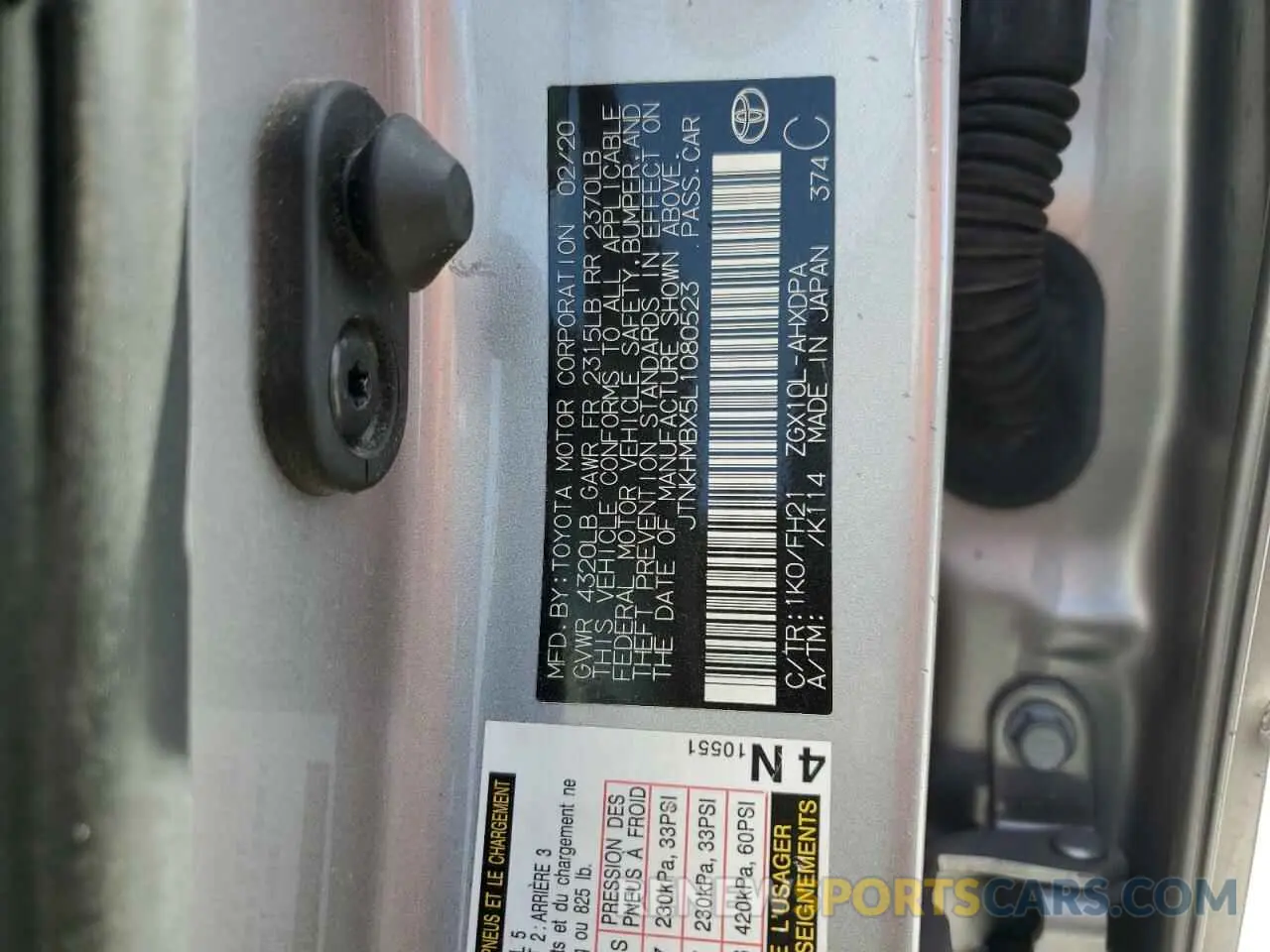 13 Photograph of a damaged car JTNKHMBX5L1080523 TOYOTA C-HR 2020