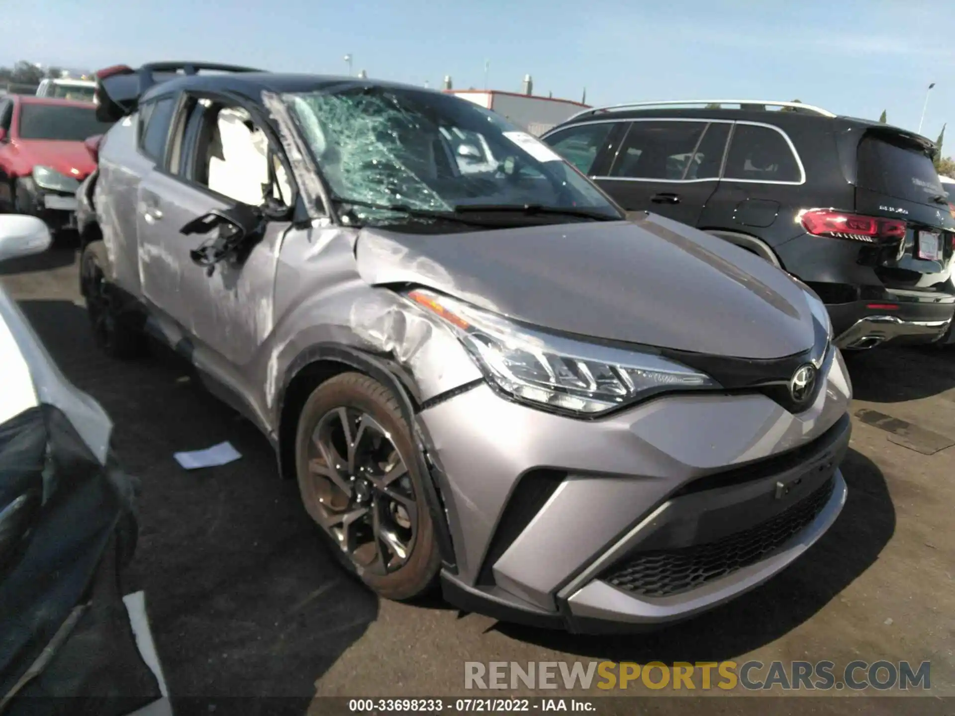 1 Photograph of a damaged car JTNKHMBX5L1084037 TOYOTA C-HR 2020