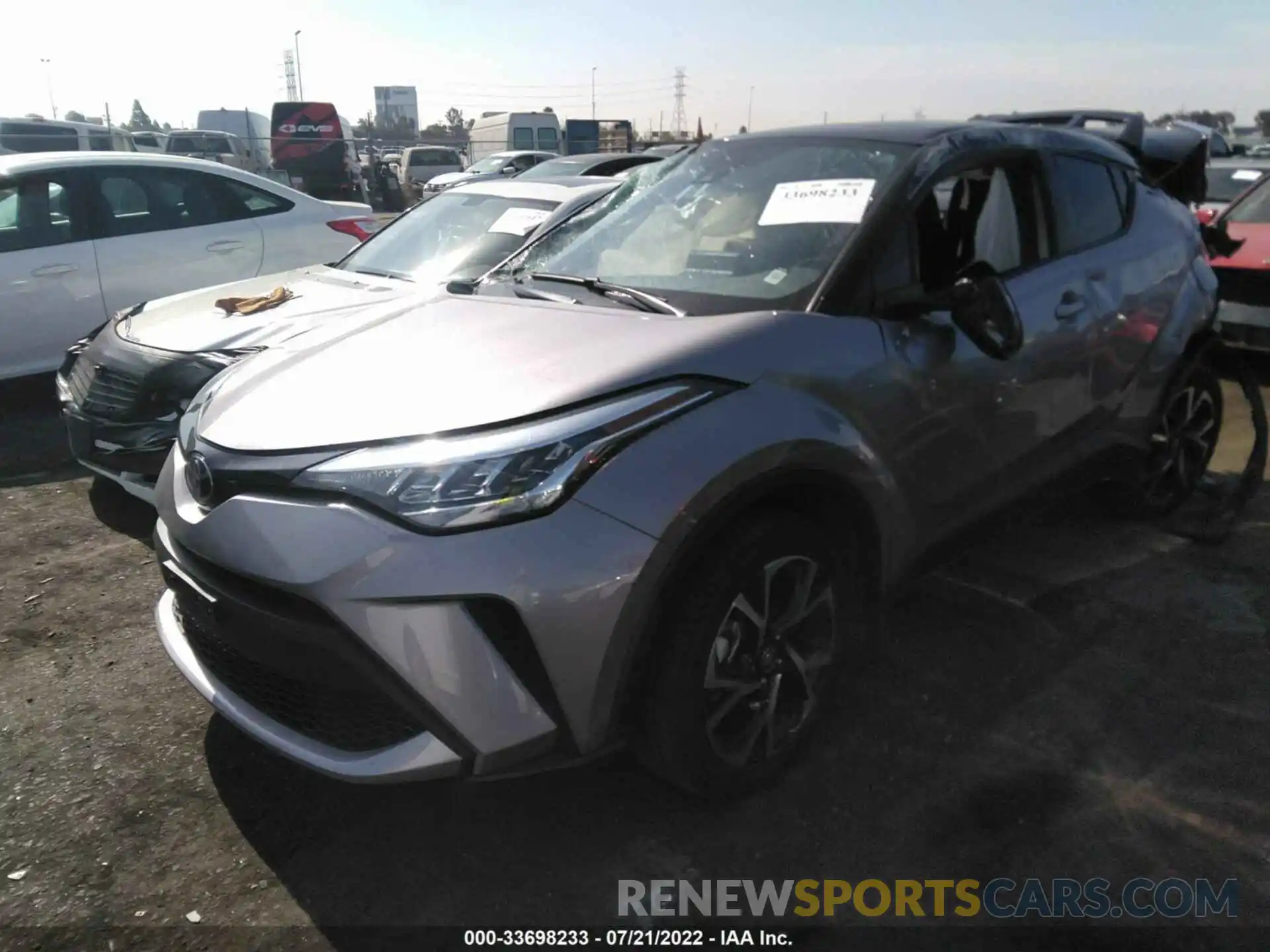 2 Photograph of a damaged car JTNKHMBX5L1084037 TOYOTA C-HR 2020