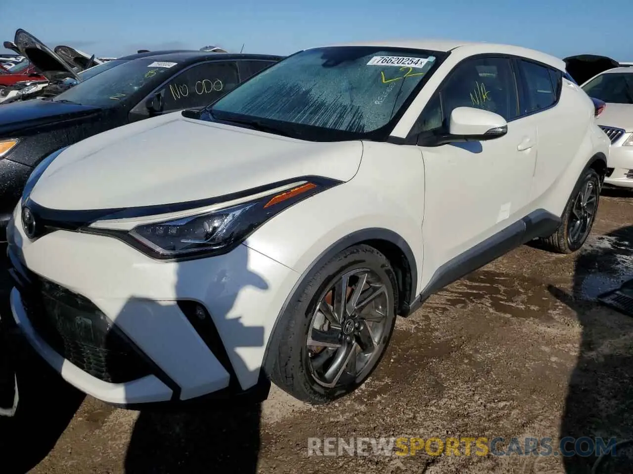 1 Photograph of a damaged car JTNKHMBX5L1084541 TOYOTA C-HR 2020