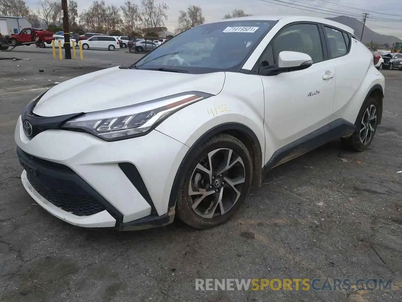 2 Photograph of a damaged car JTNKHMBX5L1085463 TOYOTA C-HR 2020