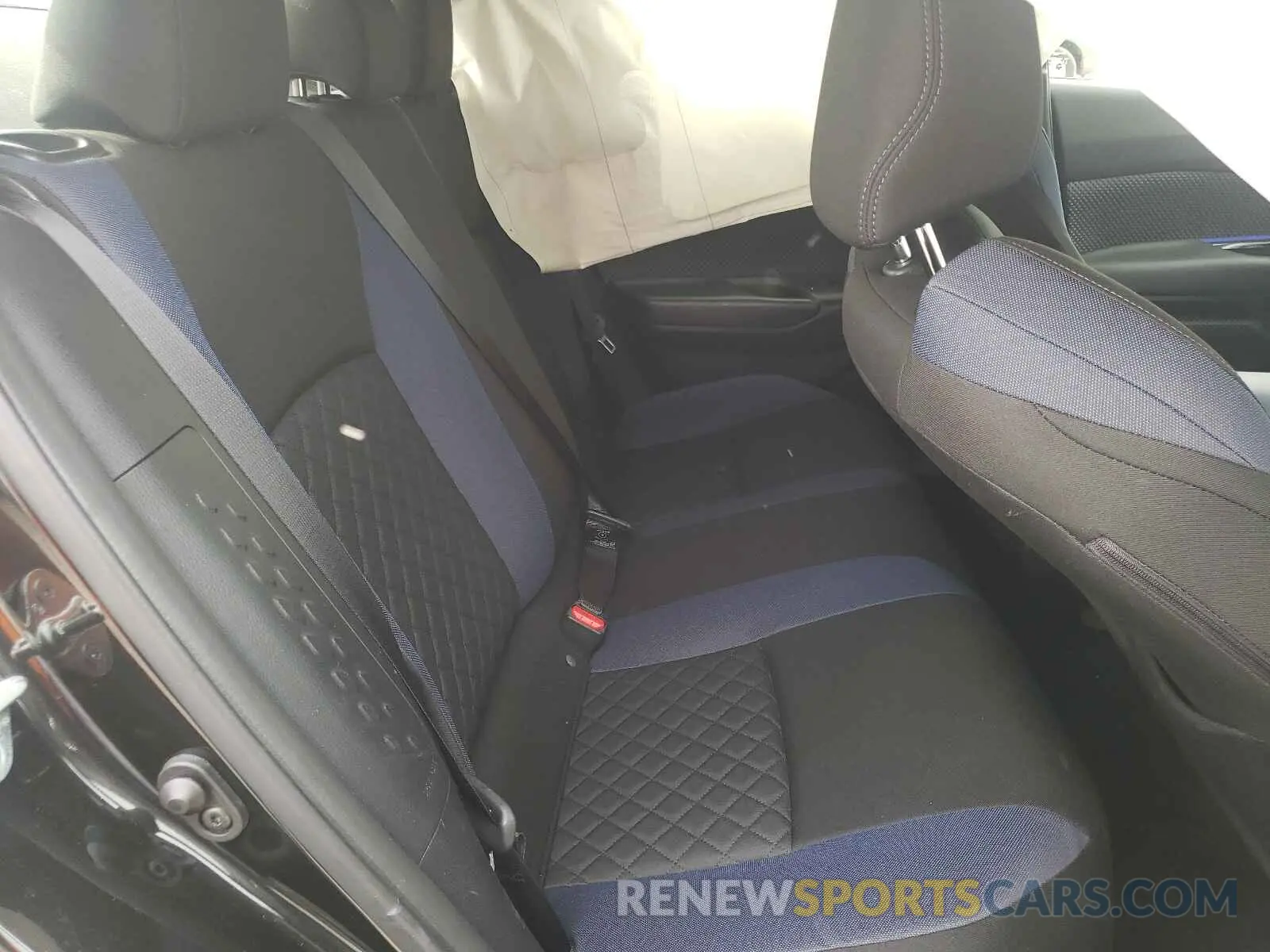 6 Photograph of a damaged car JTNKHMBX5L1086743 TOYOTA C-HR 2020