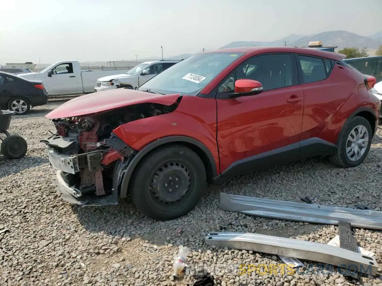 1 Photograph of a damaged car JTNKHMBX5L1086760 TOYOTA C-HR 2020