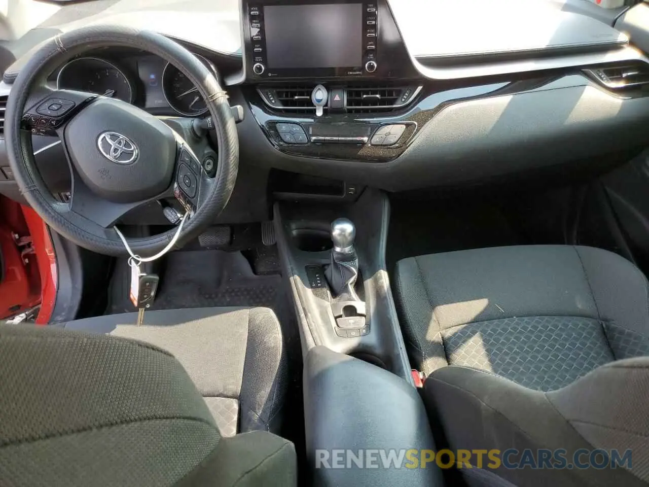8 Photograph of a damaged car JTNKHMBX5L1086760 TOYOTA C-HR 2020