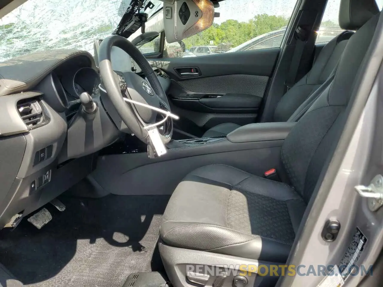 7 Photograph of a damaged car JTNKHMBX5L1090324 TOYOTA C-HR 2020