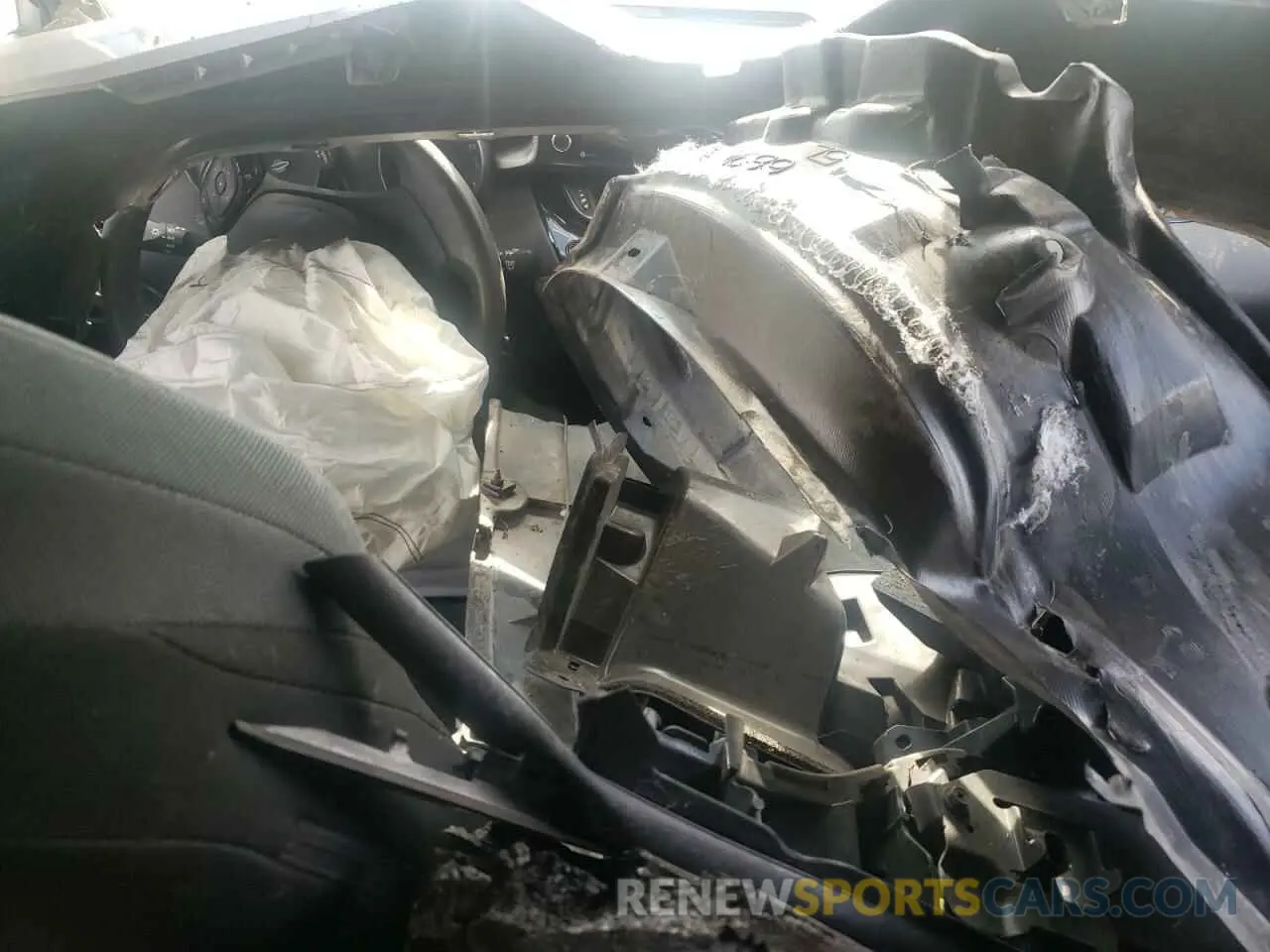 8 Photograph of a damaged car JTNKHMBX5L1090436 TOYOTA C-HR 2020