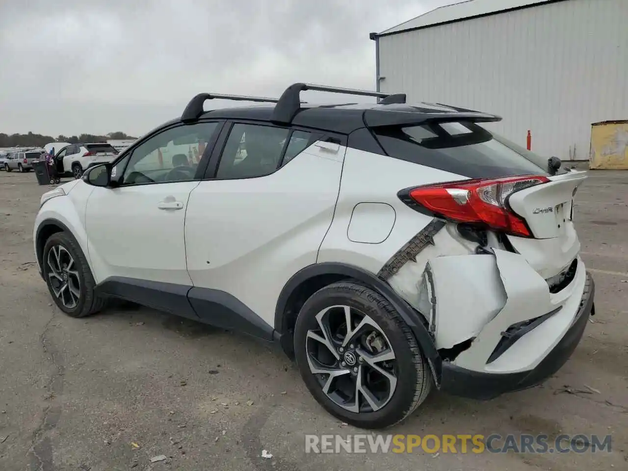 2 Photograph of a damaged car JTNKHMBX5L1091859 TOYOTA C-HR 2020