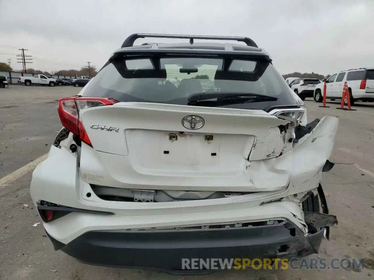 6 Photograph of a damaged car JTNKHMBX5L1091859 TOYOTA C-HR 2020