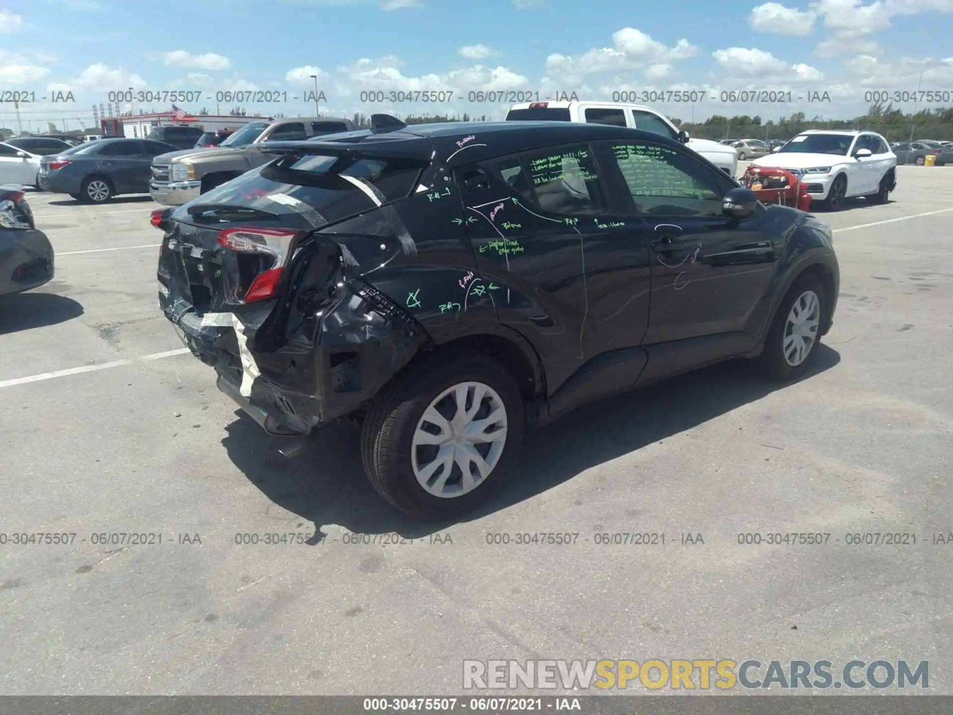 4 Photograph of a damaged car JTNKHMBX5L1094034 TOYOTA C-HR 2020