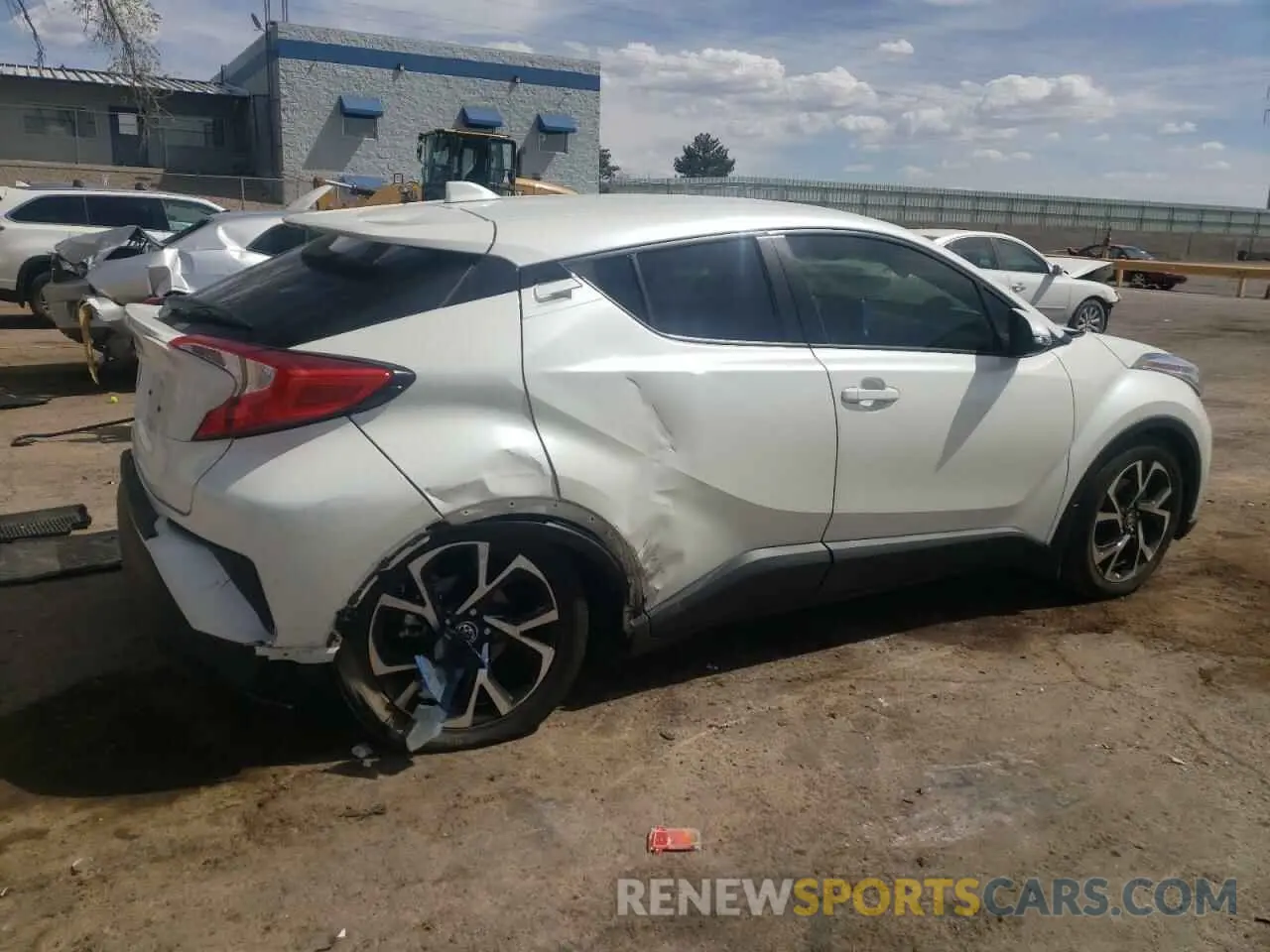 3 Photograph of a damaged car JTNKHMBX6L1069272 TOYOTA C-HR 2020