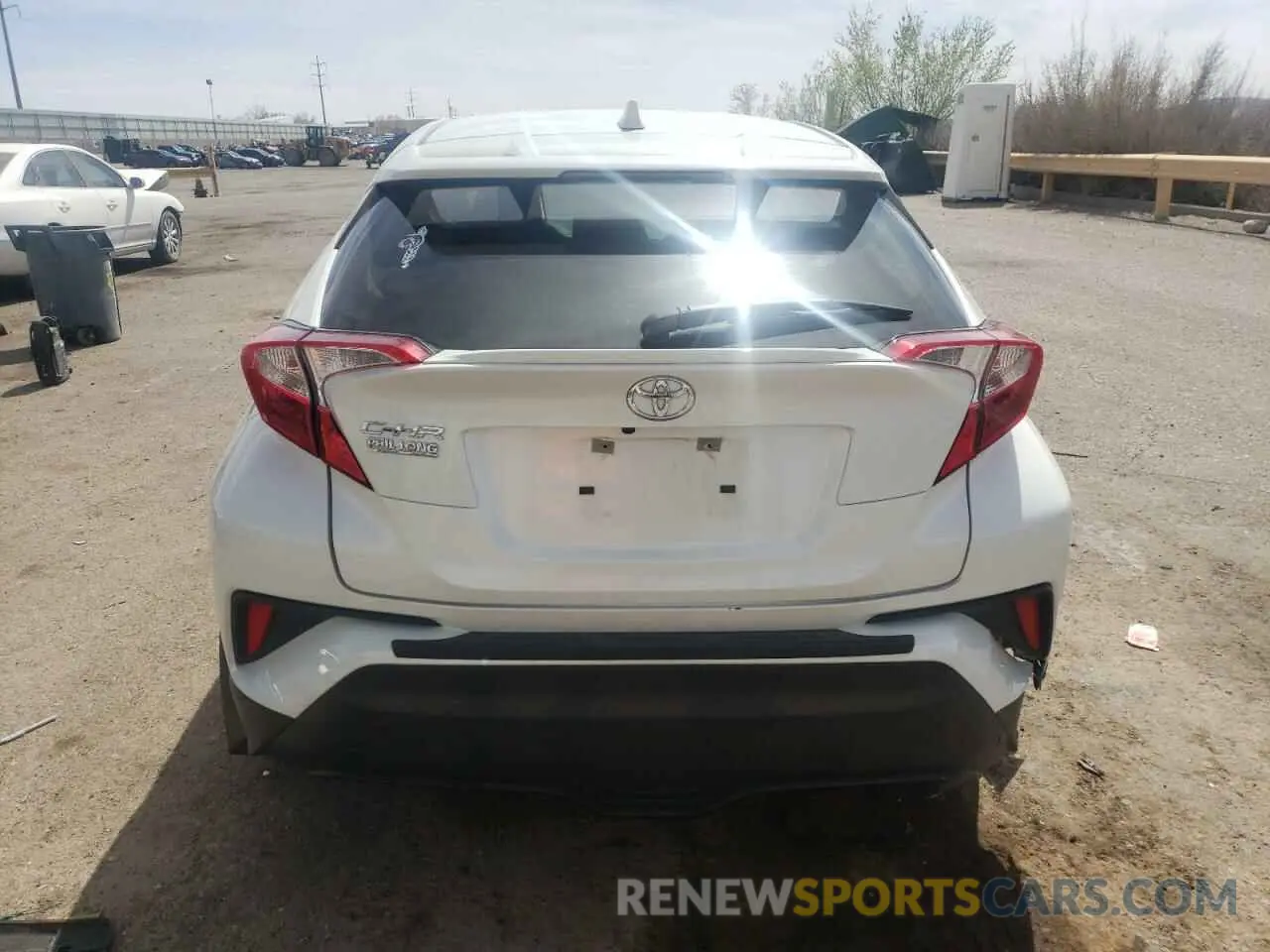 6 Photograph of a damaged car JTNKHMBX6L1069272 TOYOTA C-HR 2020