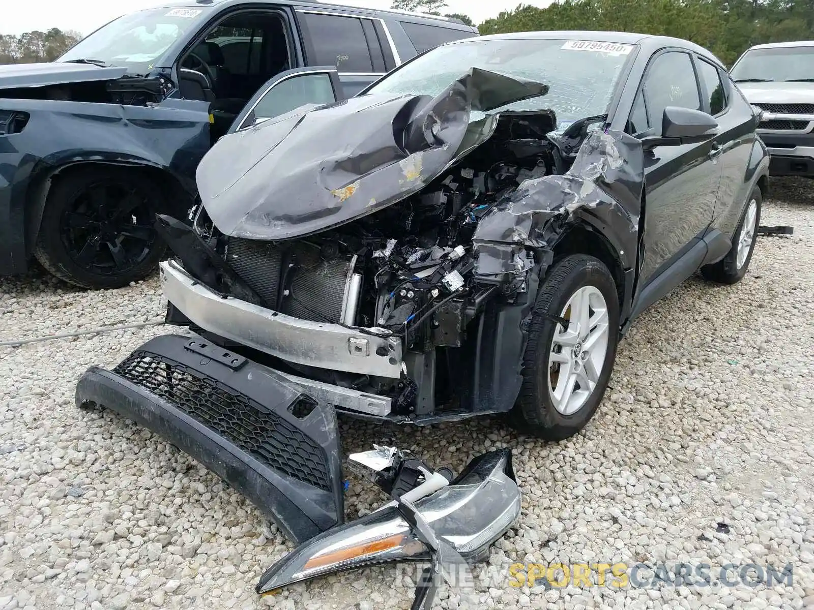 2 Photograph of a damaged car JTNKHMBX6L1073323 TOYOTA C-HR 2020