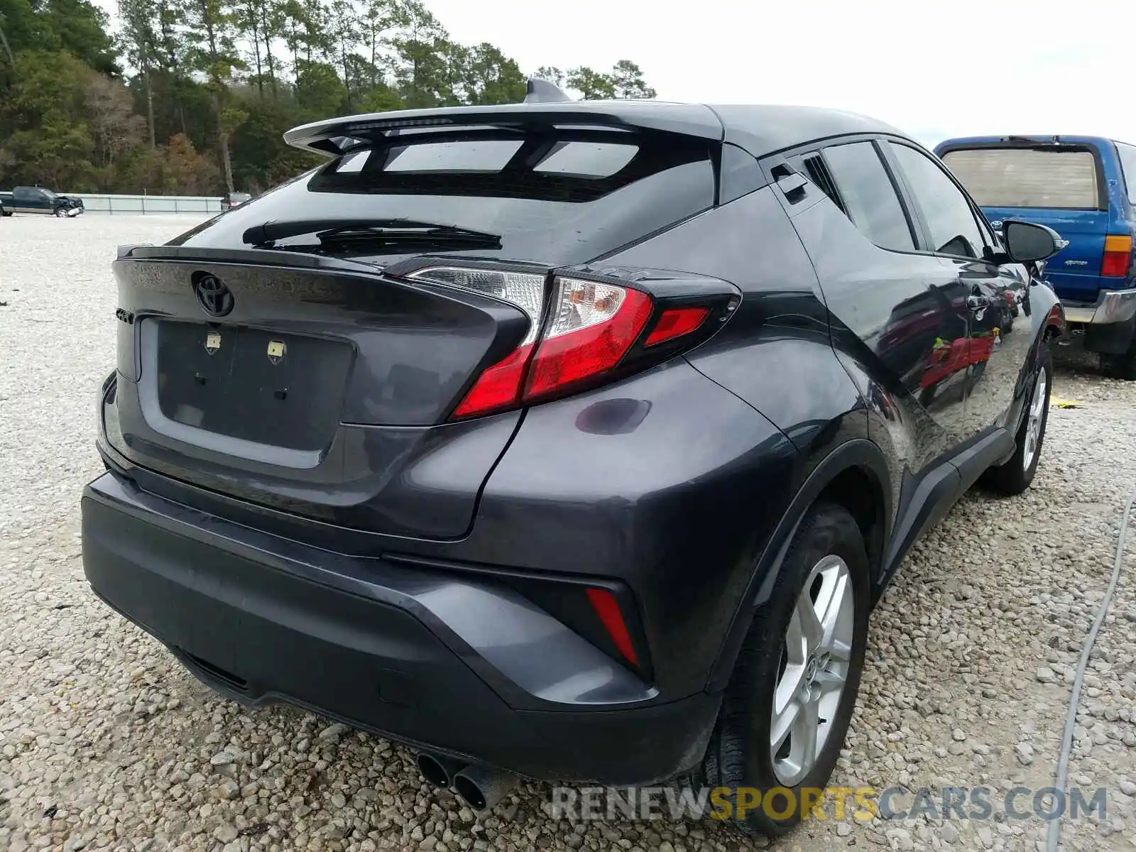 4 Photograph of a damaged car JTNKHMBX6L1073323 TOYOTA C-HR 2020