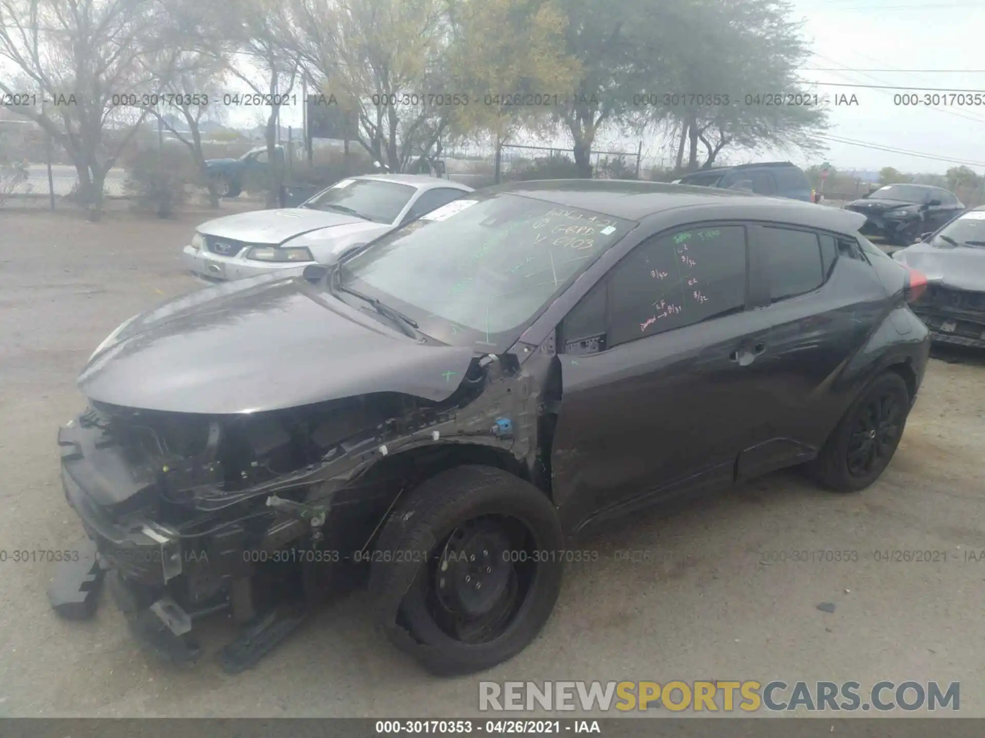 2 Photograph of a damaged car JTNKHMBX6L1076903 TOYOTA C-HR 2020