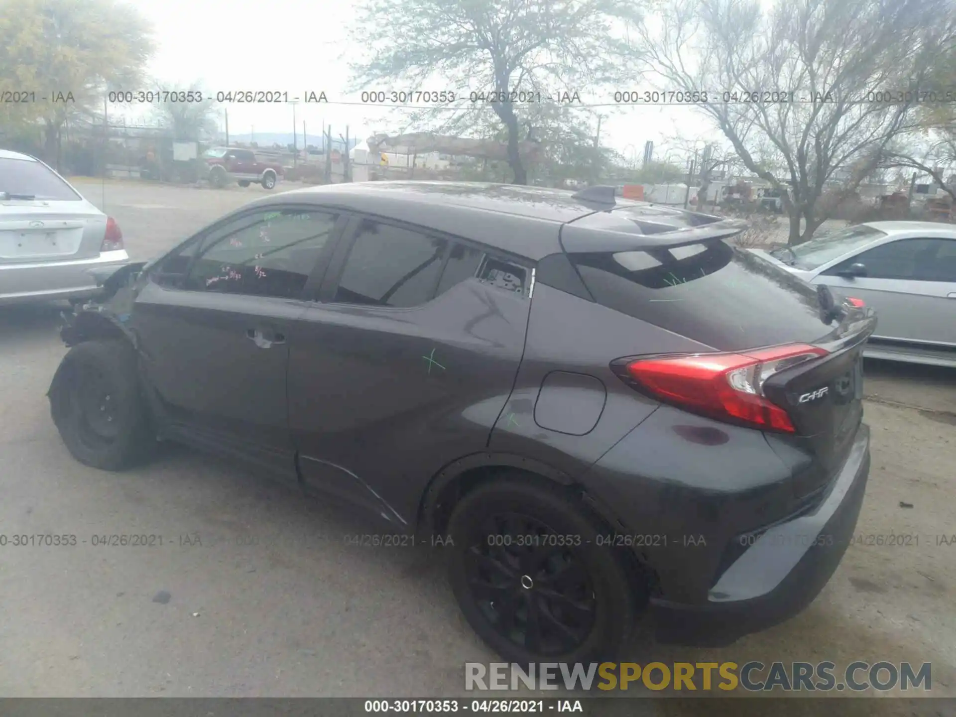 3 Photograph of a damaged car JTNKHMBX6L1076903 TOYOTA C-HR 2020