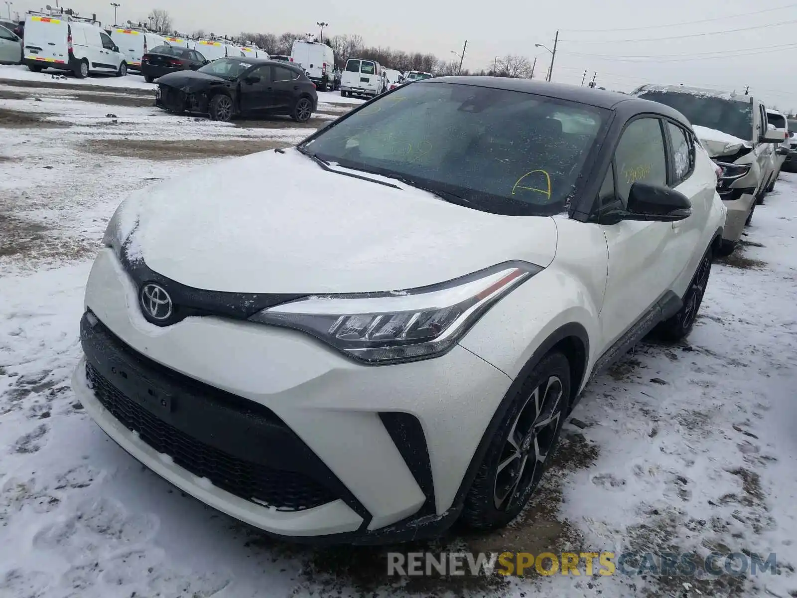 2 Photograph of a damaged car JTNKHMBX6L1079509 TOYOTA C-HR 2020