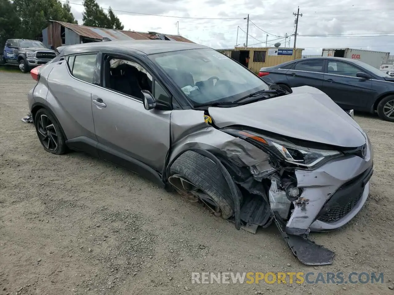 4 Photograph of a damaged car JTNKHMBX6L1082488 TOYOTA C-HR 2020