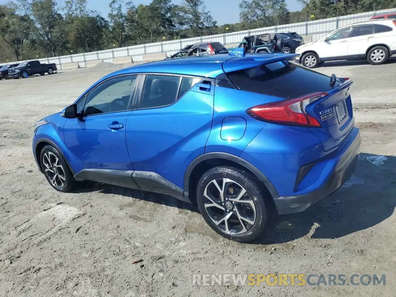 2 Photograph of a damaged car JTNKHMBX6L1086556 TOYOTA C-HR 2020