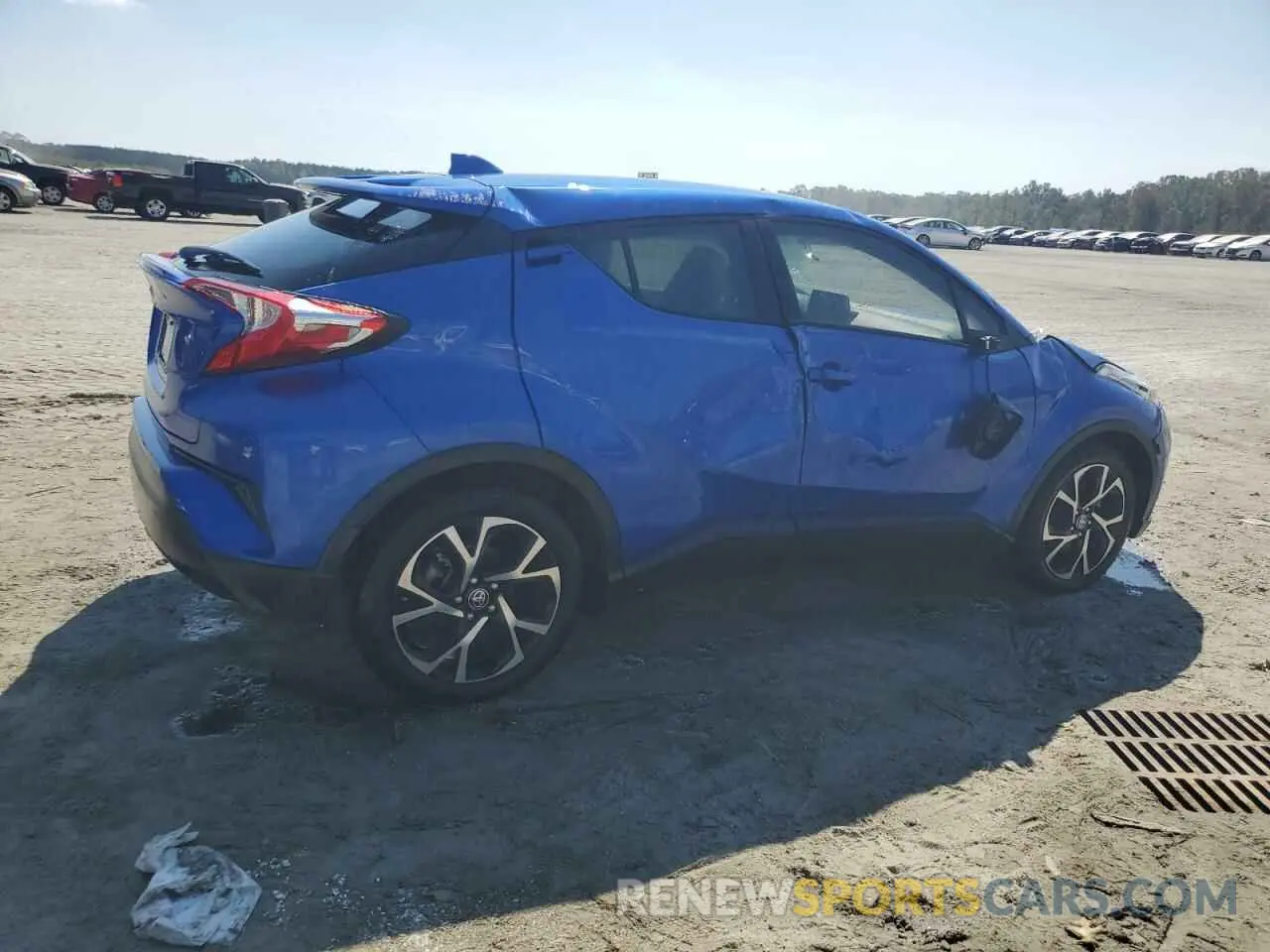 3 Photograph of a damaged car JTNKHMBX6L1086556 TOYOTA C-HR 2020