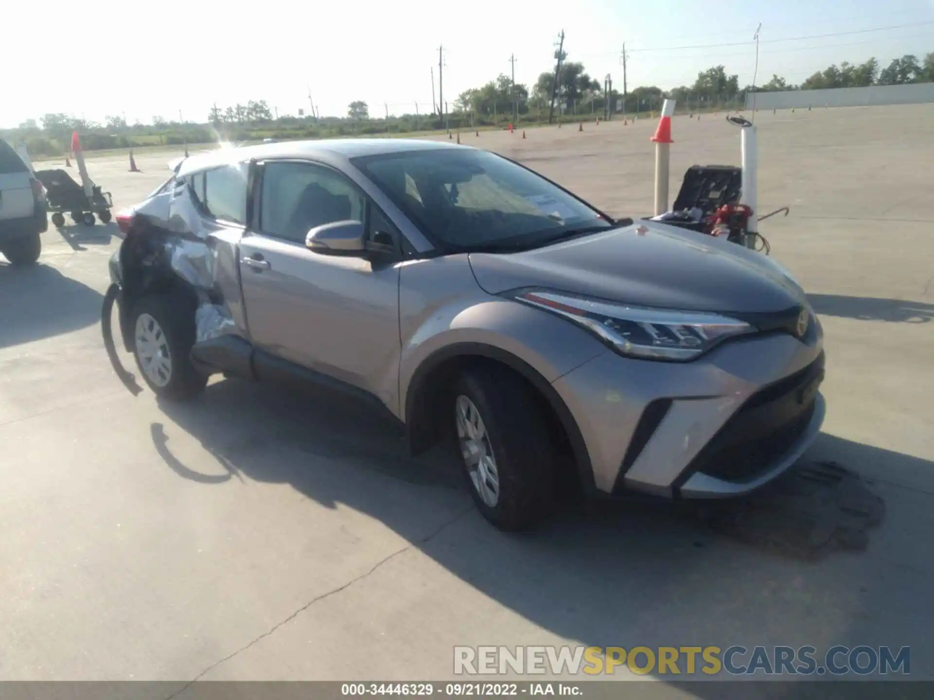 1 Photograph of a damaged car JTNKHMBX6L1088484 TOYOTA C-HR 2020