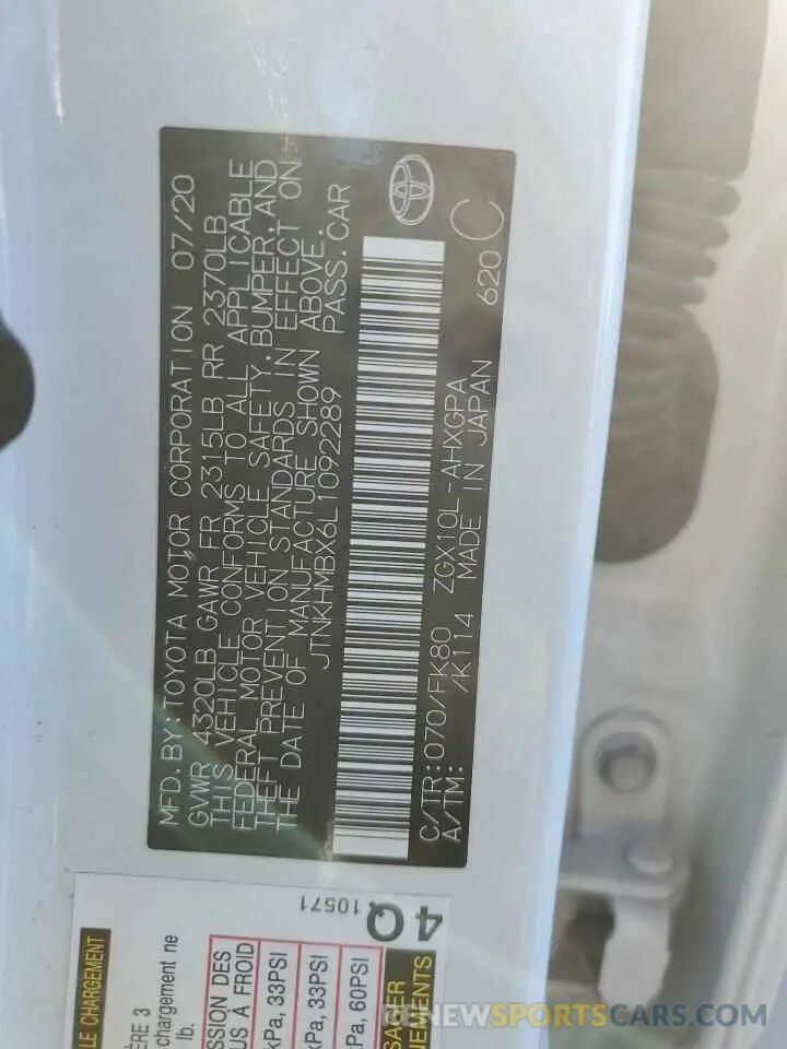 12 Photograph of a damaged car JTNKHMBX6L1092289 TOYOTA C-HR 2020