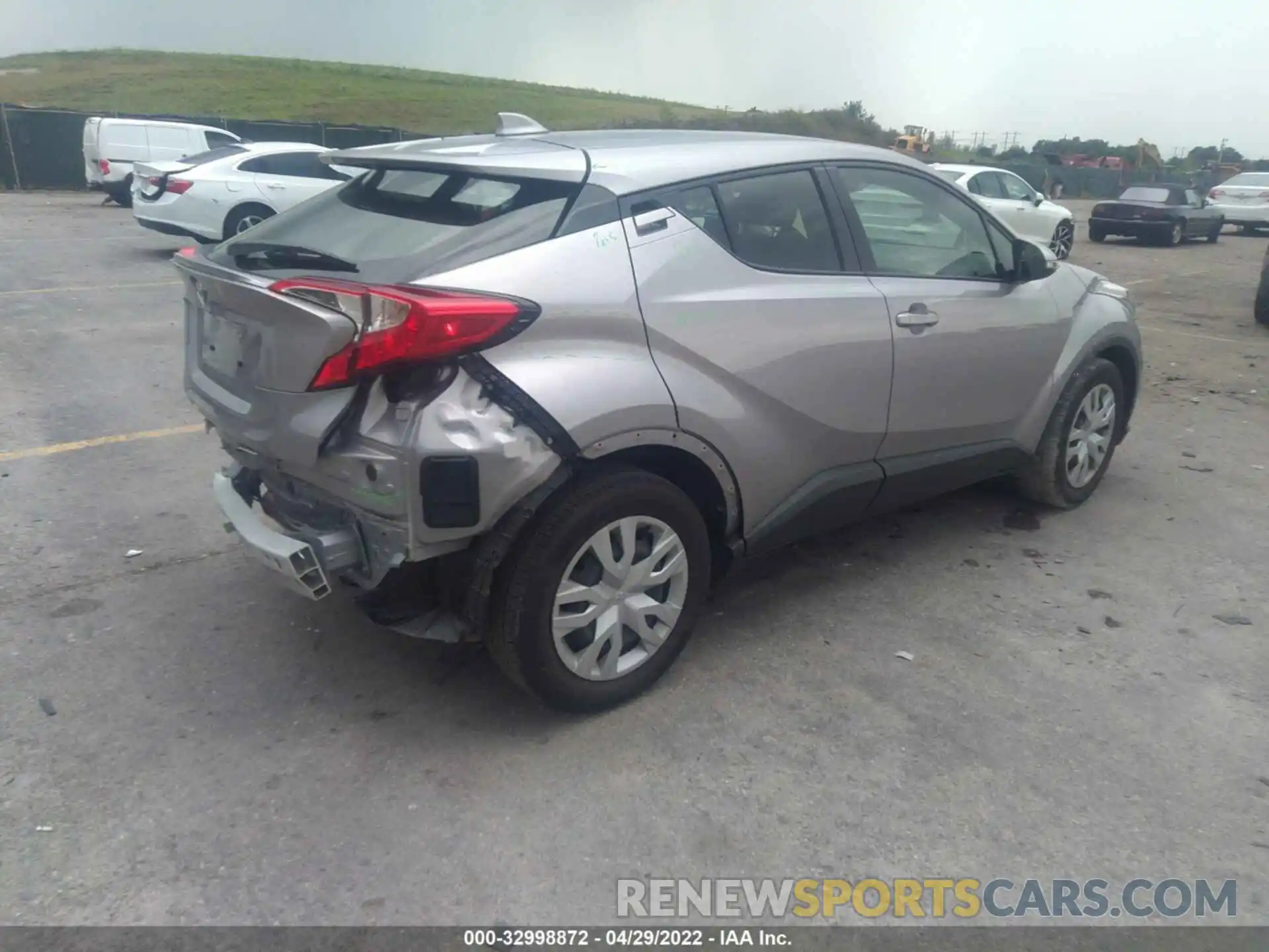 4 Photograph of a damaged car JTNKHMBX6L1092874 TOYOTA C-HR 2020