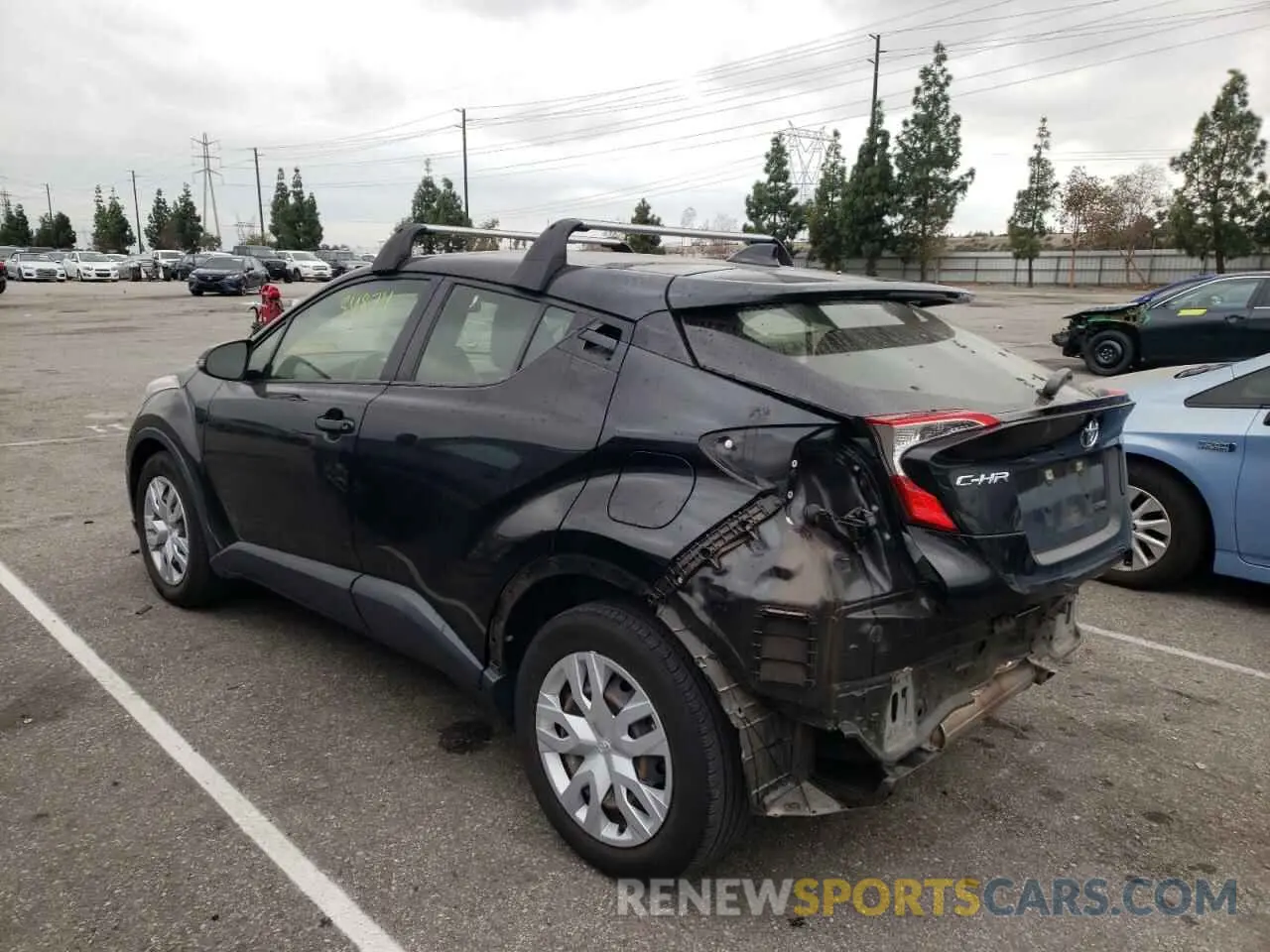 2 Photograph of a damaged car JTNKHMBX7L1063500 TOYOTA C-HR 2020