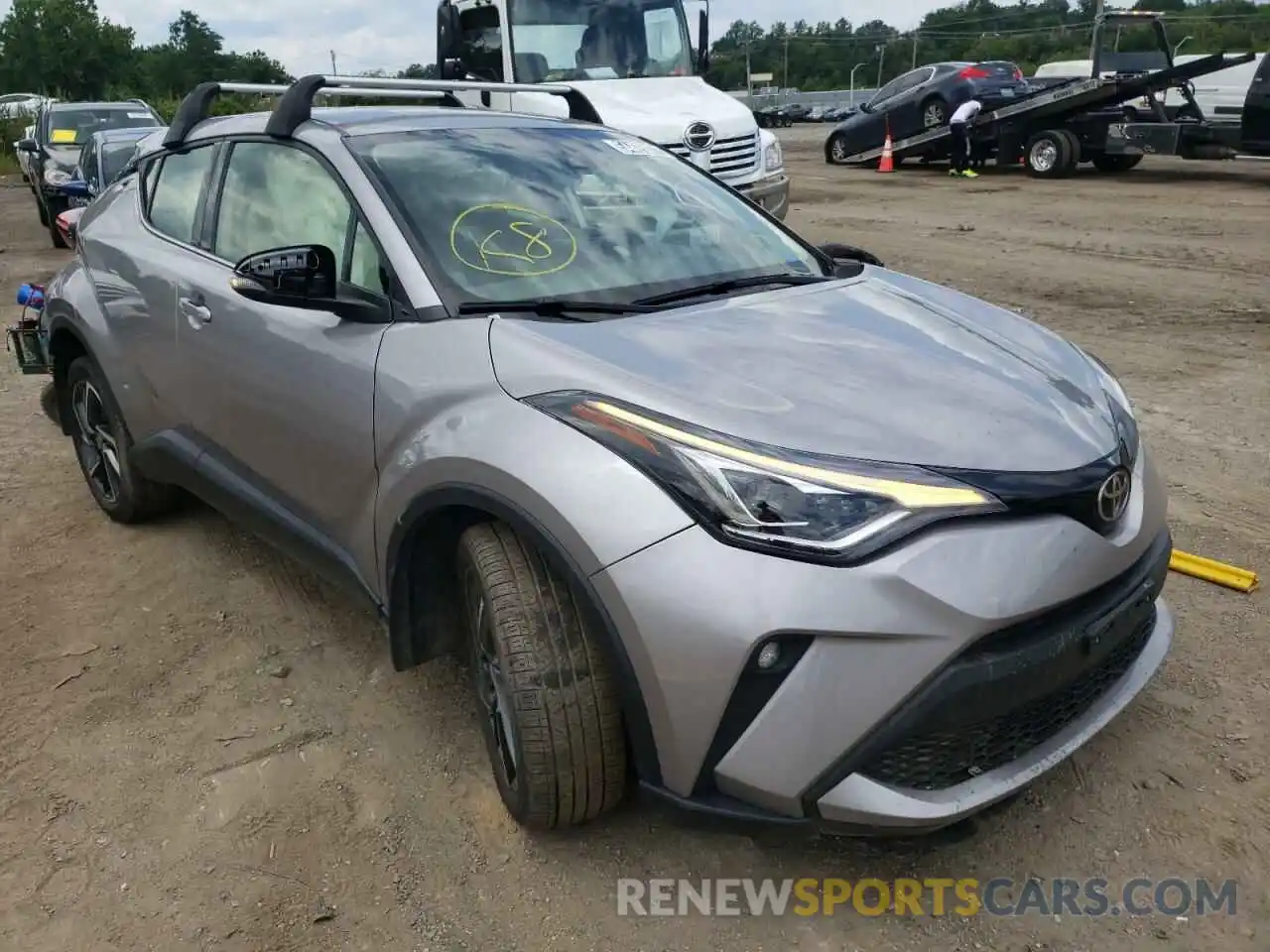 1 Photograph of a damaged car JTNKHMBX7L1067899 TOYOTA C-HR 2020