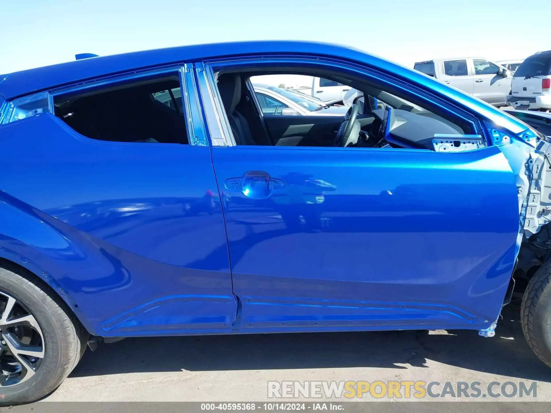 14 Photograph of a damaged car JTNKHMBX7L1068258 TOYOTA C-HR 2020