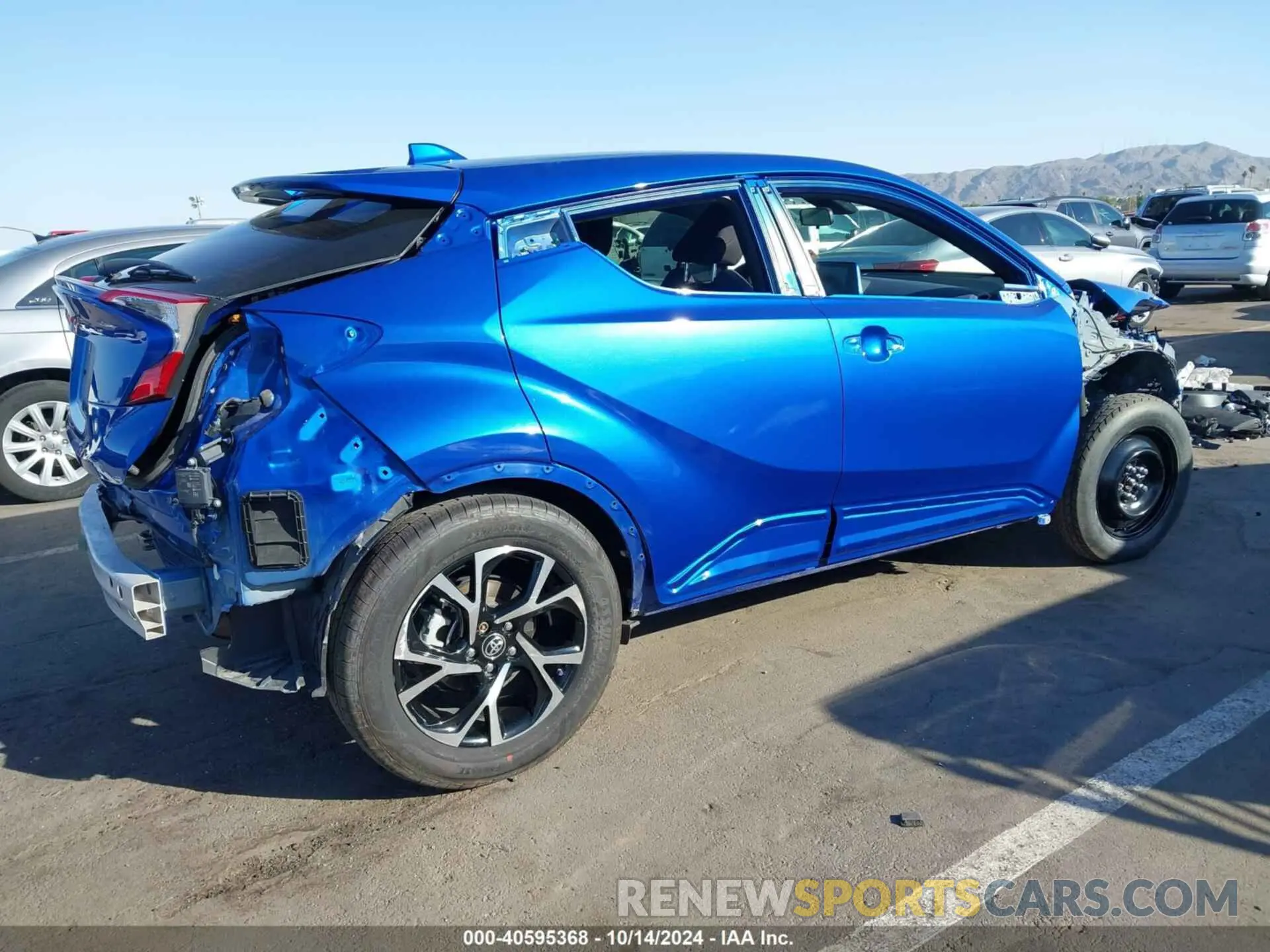 4 Photograph of a damaged car JTNKHMBX7L1068258 TOYOTA C-HR 2020