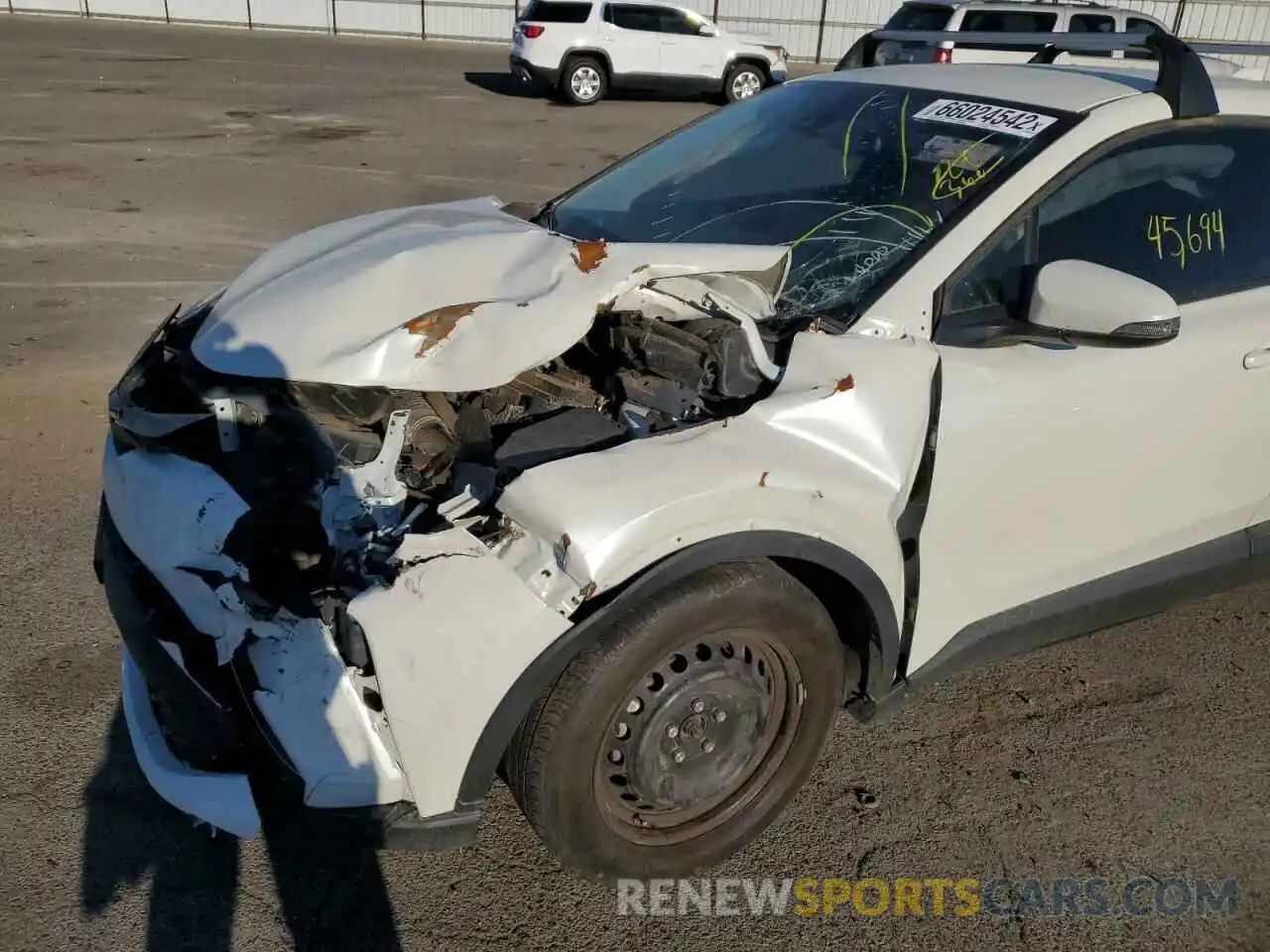 9 Photograph of a damaged car JTNKHMBX7L1069409 TOYOTA C-HR 2020