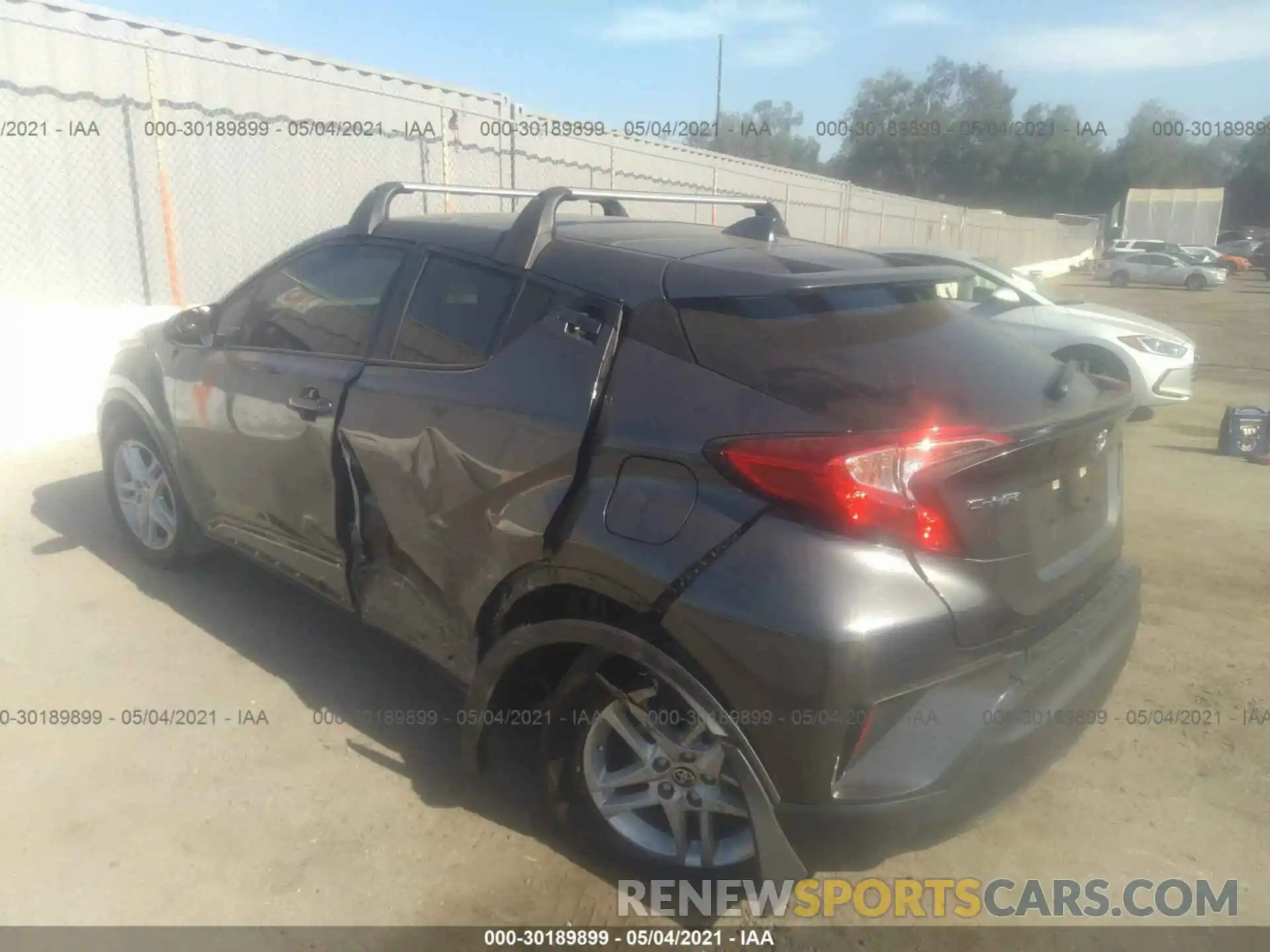 3 Photograph of a damaged car JTNKHMBX7L1070432 TOYOTA C-HR 2020