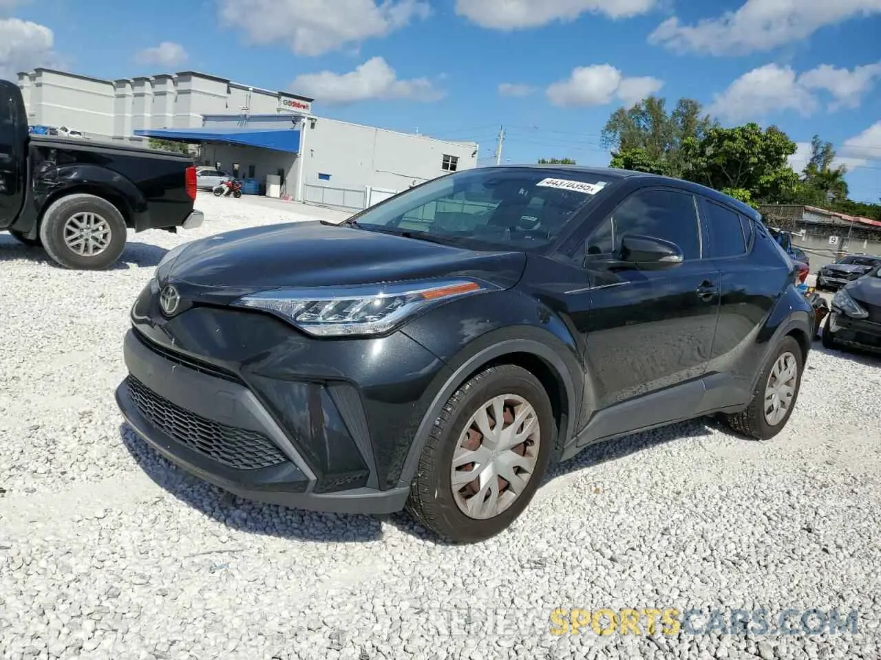 1 Photograph of a damaged car JTNKHMBX7L1072830 TOYOTA C-HR 2020