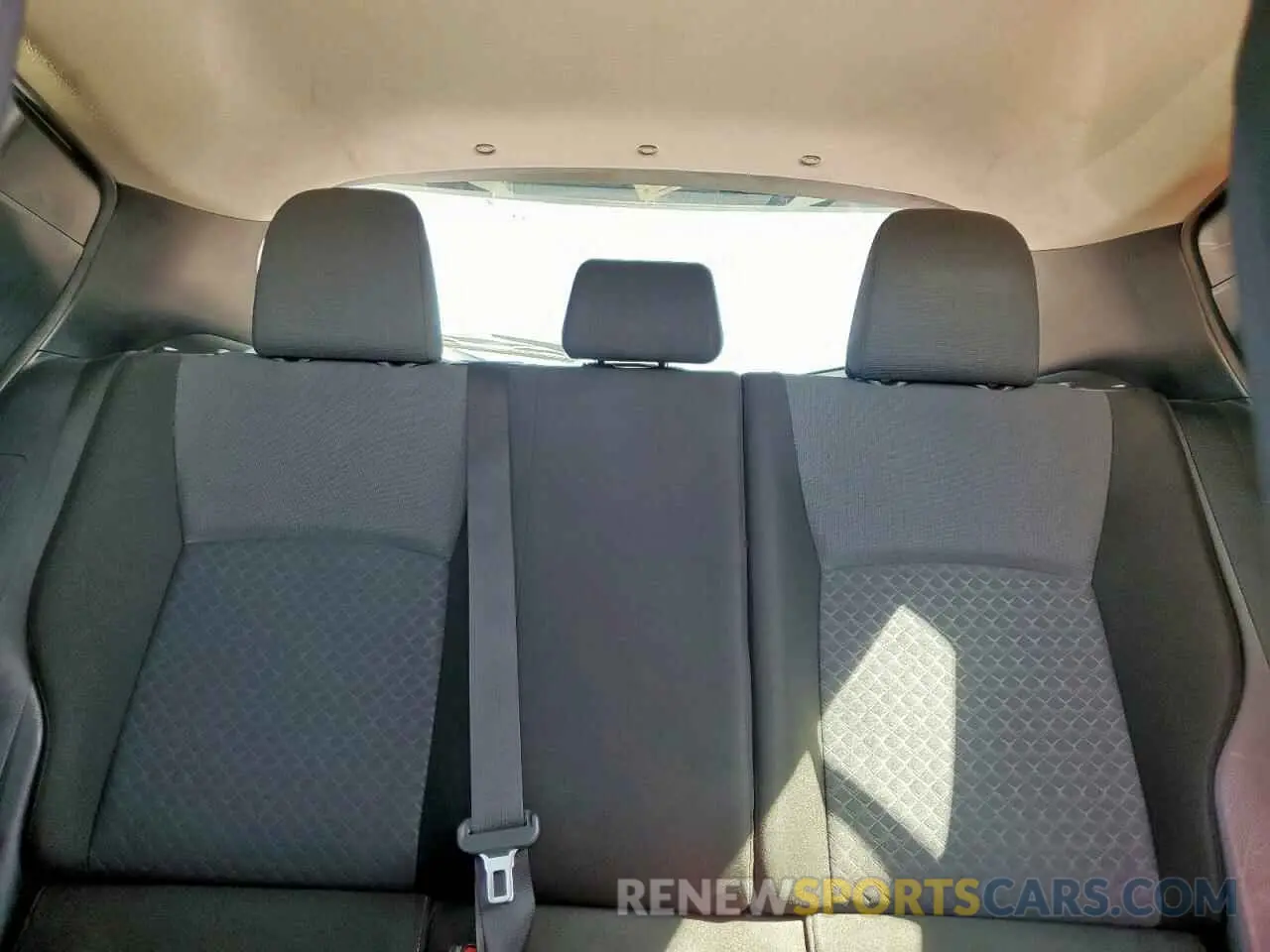 10 Photograph of a damaged car JTNKHMBX7L1074092 TOYOTA C-HR 2020