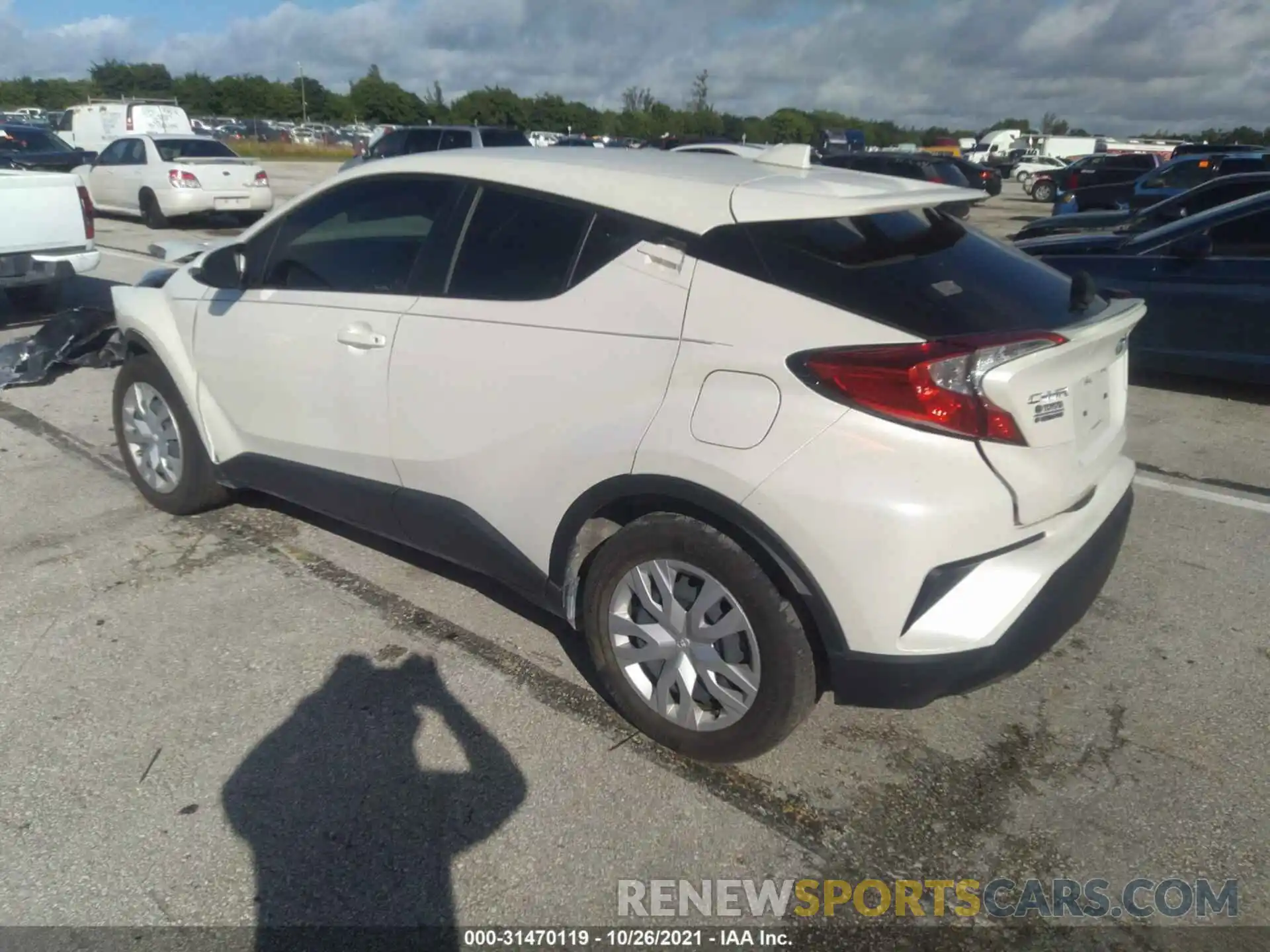 3 Photograph of a damaged car JTNKHMBX7L1075680 TOYOTA C-HR 2020