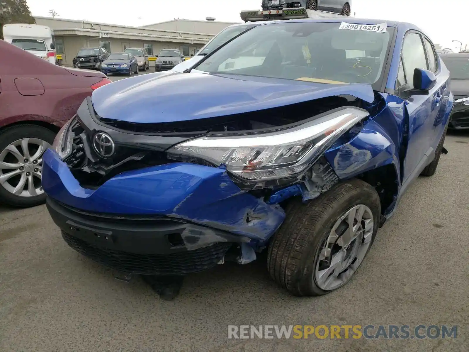 2 Photograph of a damaged car JTNKHMBX7L1083679 TOYOTA C-HR 2020