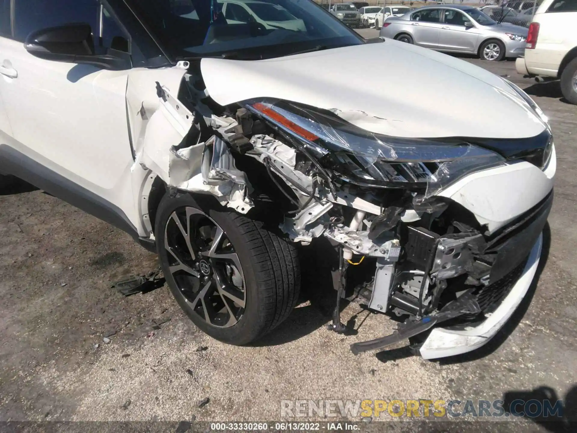 6 Photograph of a damaged car JTNKHMBX7L1084167 TOYOTA C-HR 2020