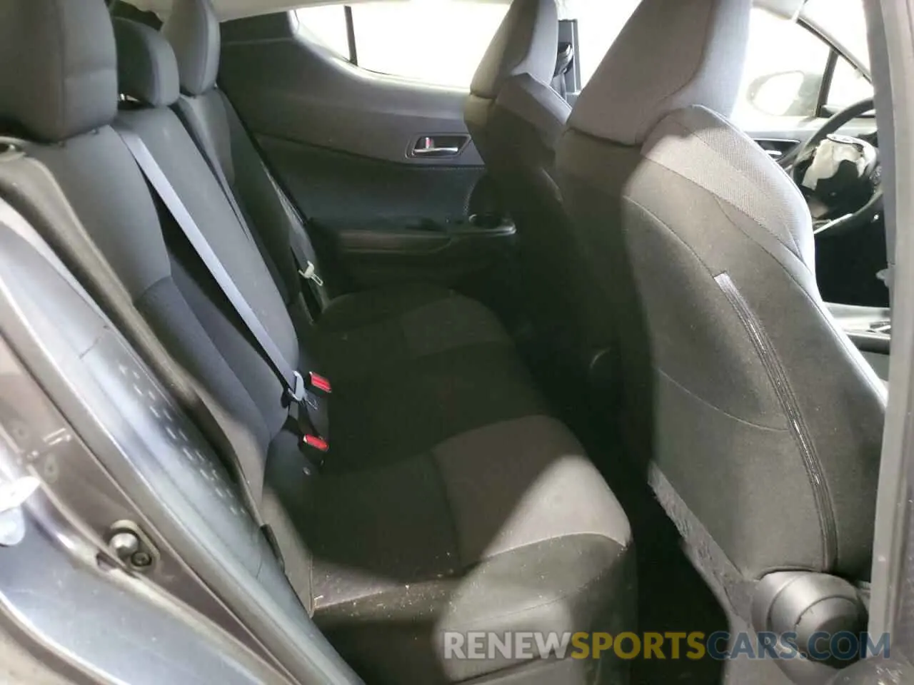 11 Photograph of a damaged car JTNKHMBX7L1084430 TOYOTA C-HR 2020