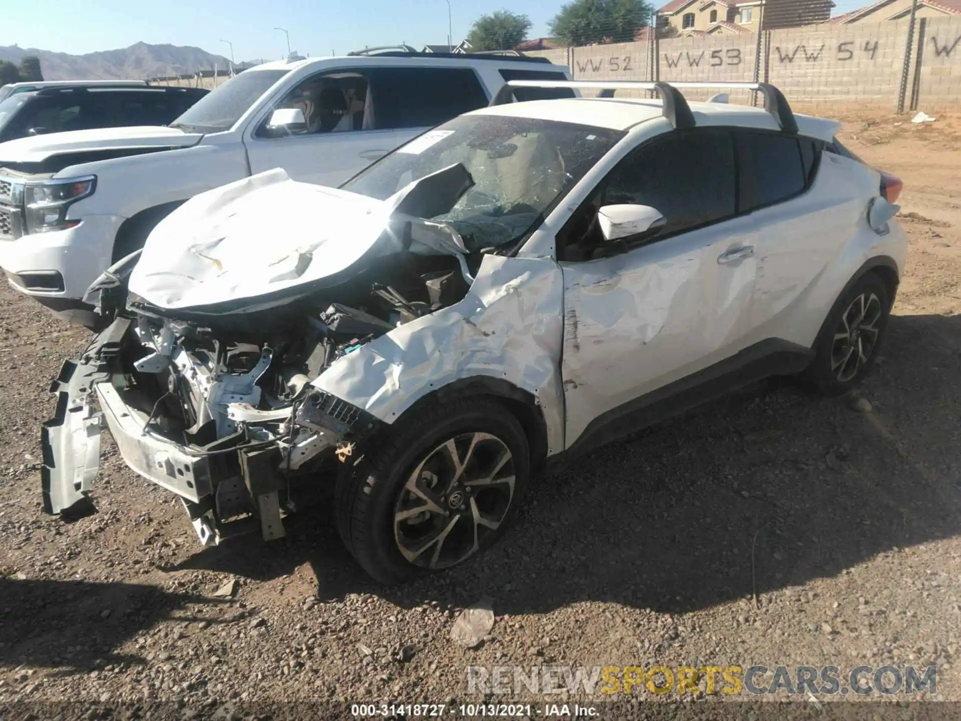 2 Photograph of a damaged car JTNKHMBX7L1087070 TOYOTA C-HR 2020