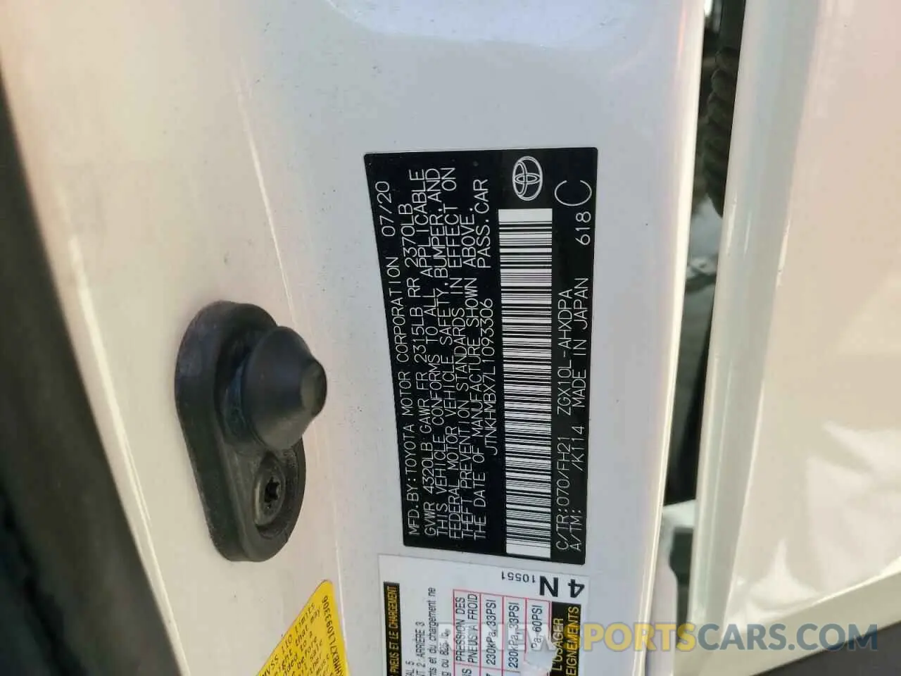 12 Photograph of a damaged car JTNKHMBX7L1093306 TOYOTA C-HR 2020