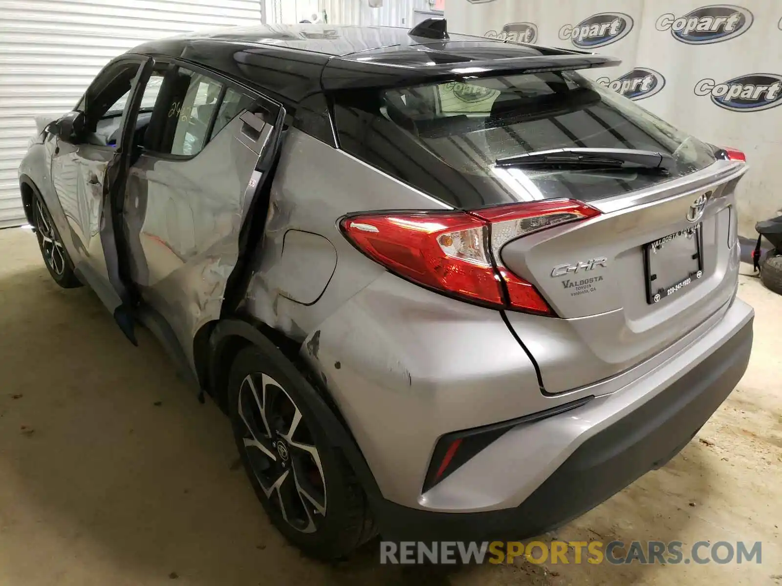 3 Photograph of a damaged car JTNKHMBX7L1093967 TOYOTA C-HR 2020