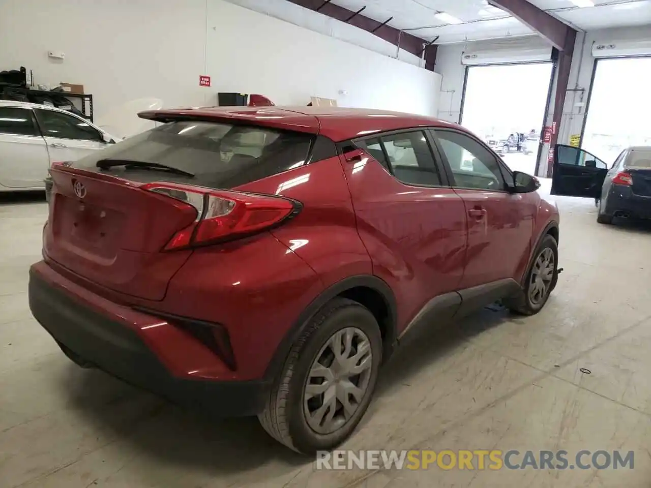 4 Photograph of a damaged car JTNKHMBX8L1066552 TOYOTA C-HR 2020