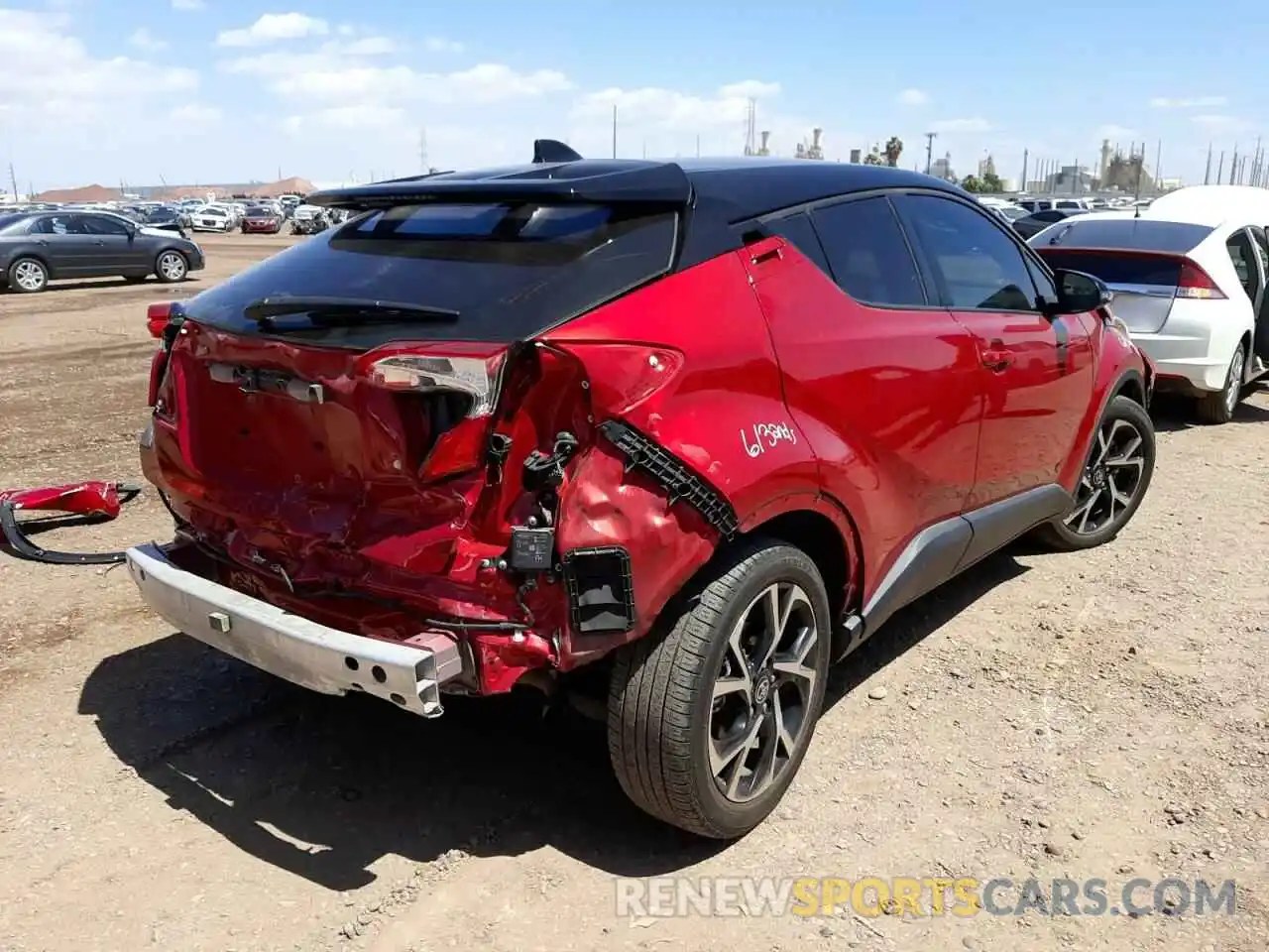 4 Photograph of a damaged car JTNKHMBX8L1074442 TOYOTA C-HR 2020