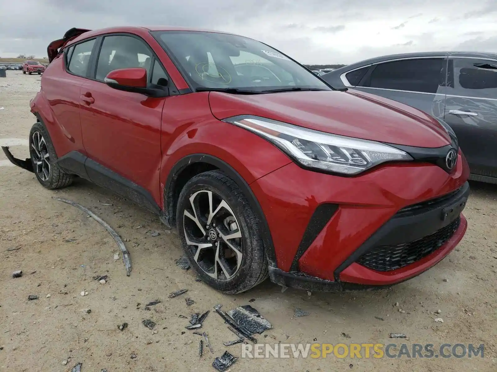 1 Photograph of a damaged car JTNKHMBX8L1075087 TOYOTA C-HR 2020