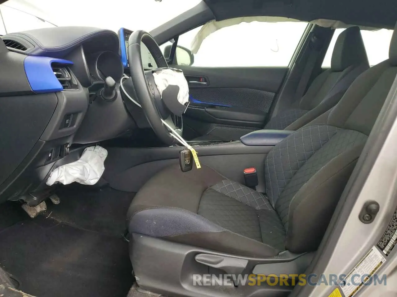 7 Photograph of a damaged car JTNKHMBX8L1075414 TOYOTA C-HR 2020