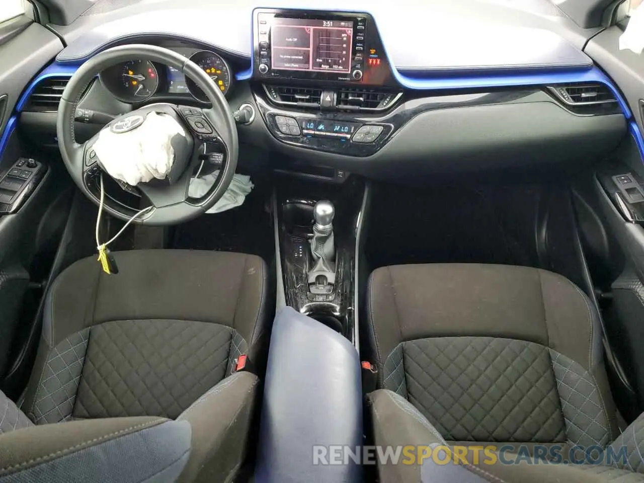 8 Photograph of a damaged car JTNKHMBX8L1075414 TOYOTA C-HR 2020